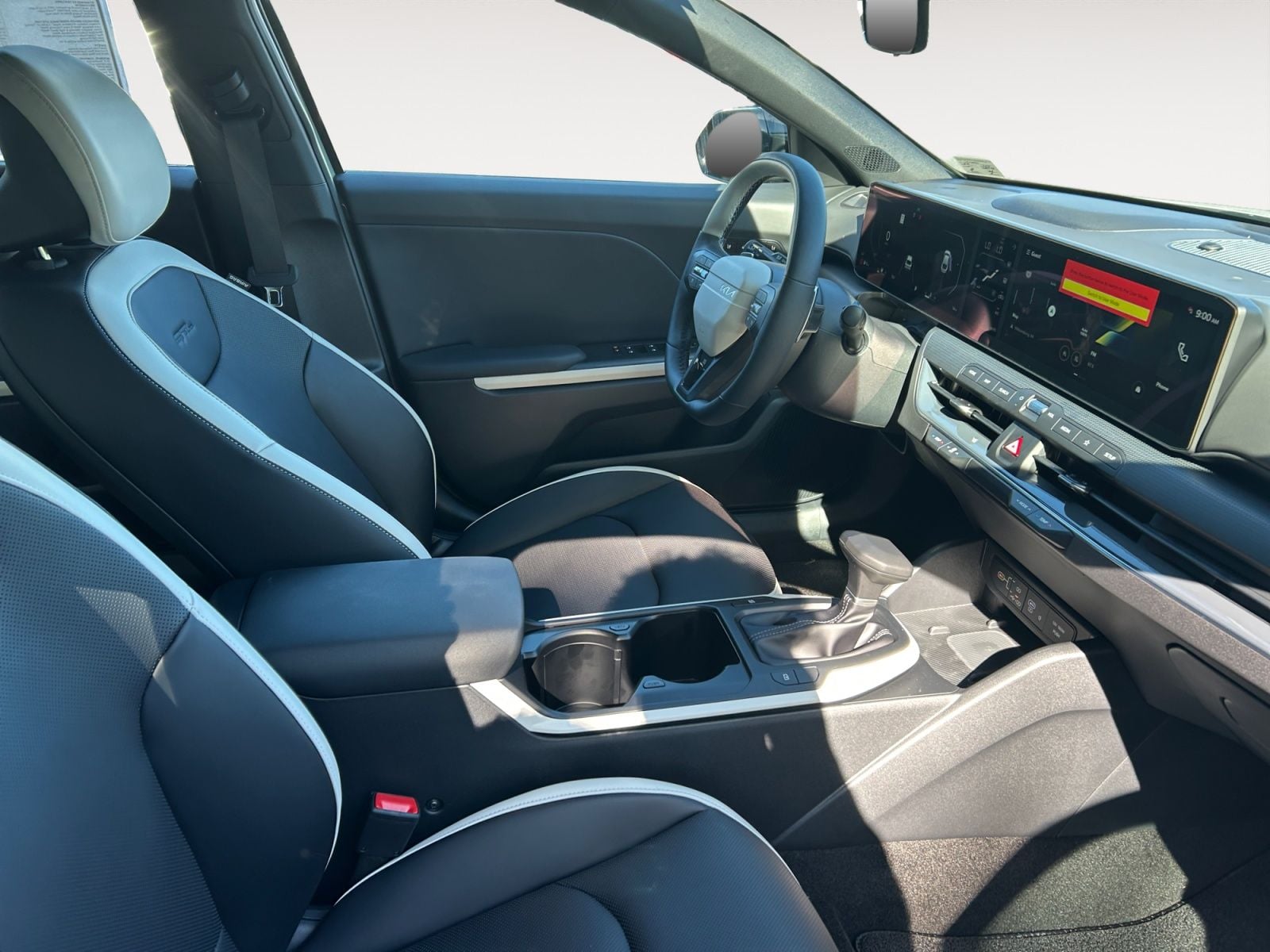 New 2026 Kia K4 GT-Line - photo - 14