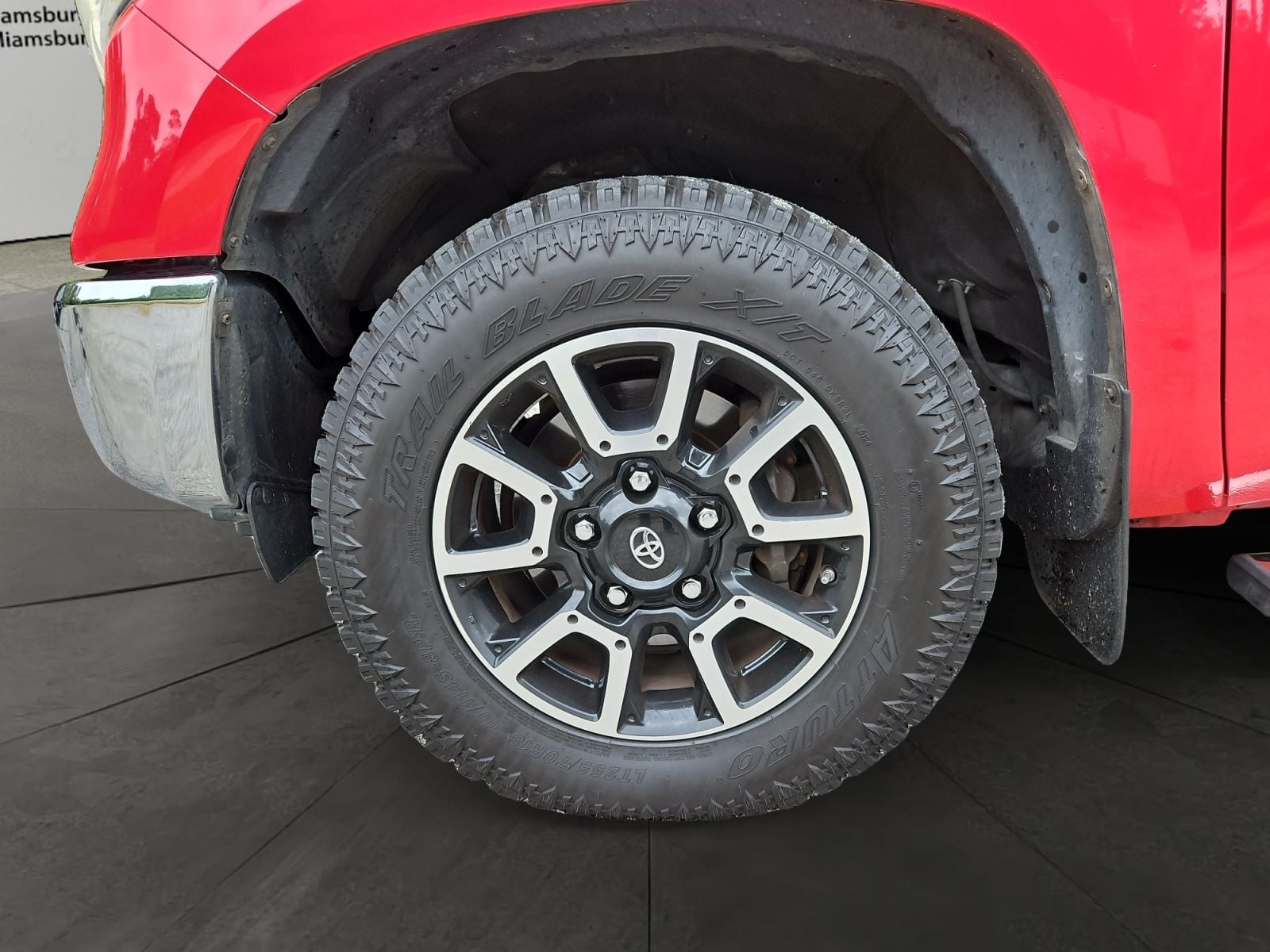 Pre-Owned 2014 Toyota Tundra SR5 - photo - 13