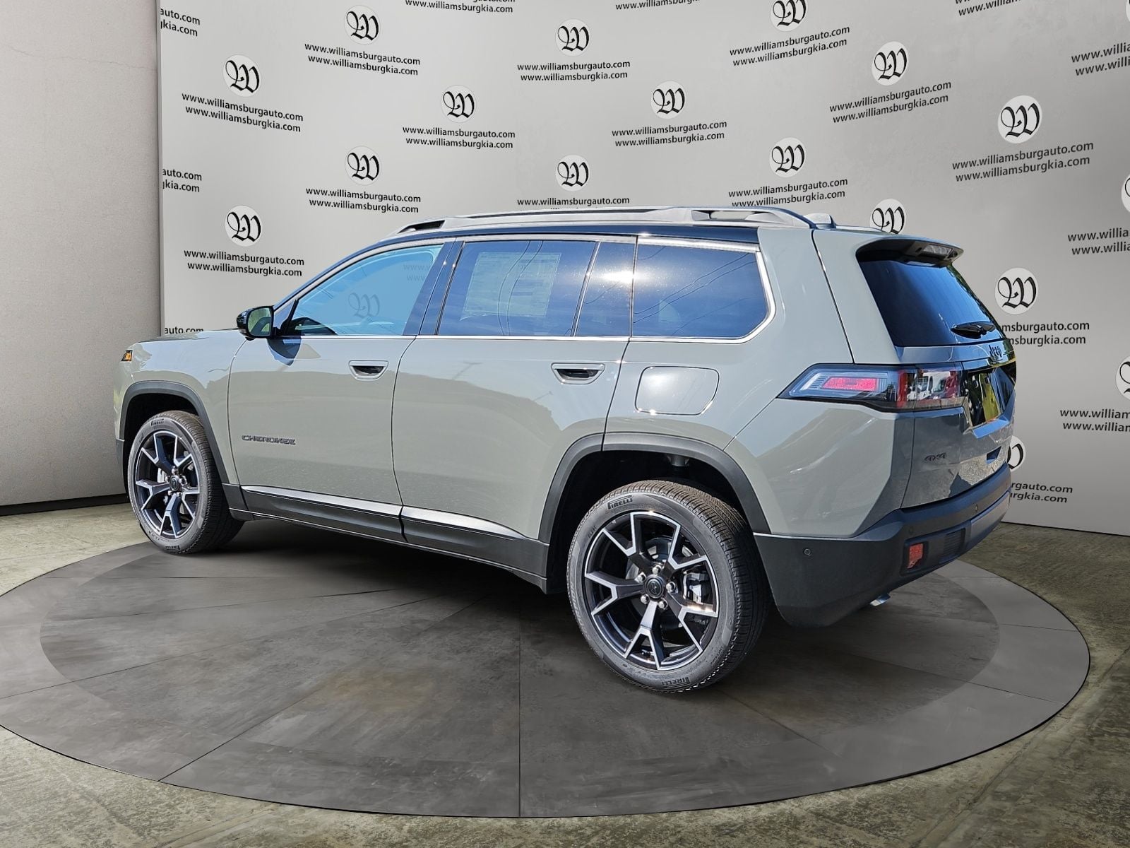 New 2026 Jeep Cherokee Overland - photo - 2