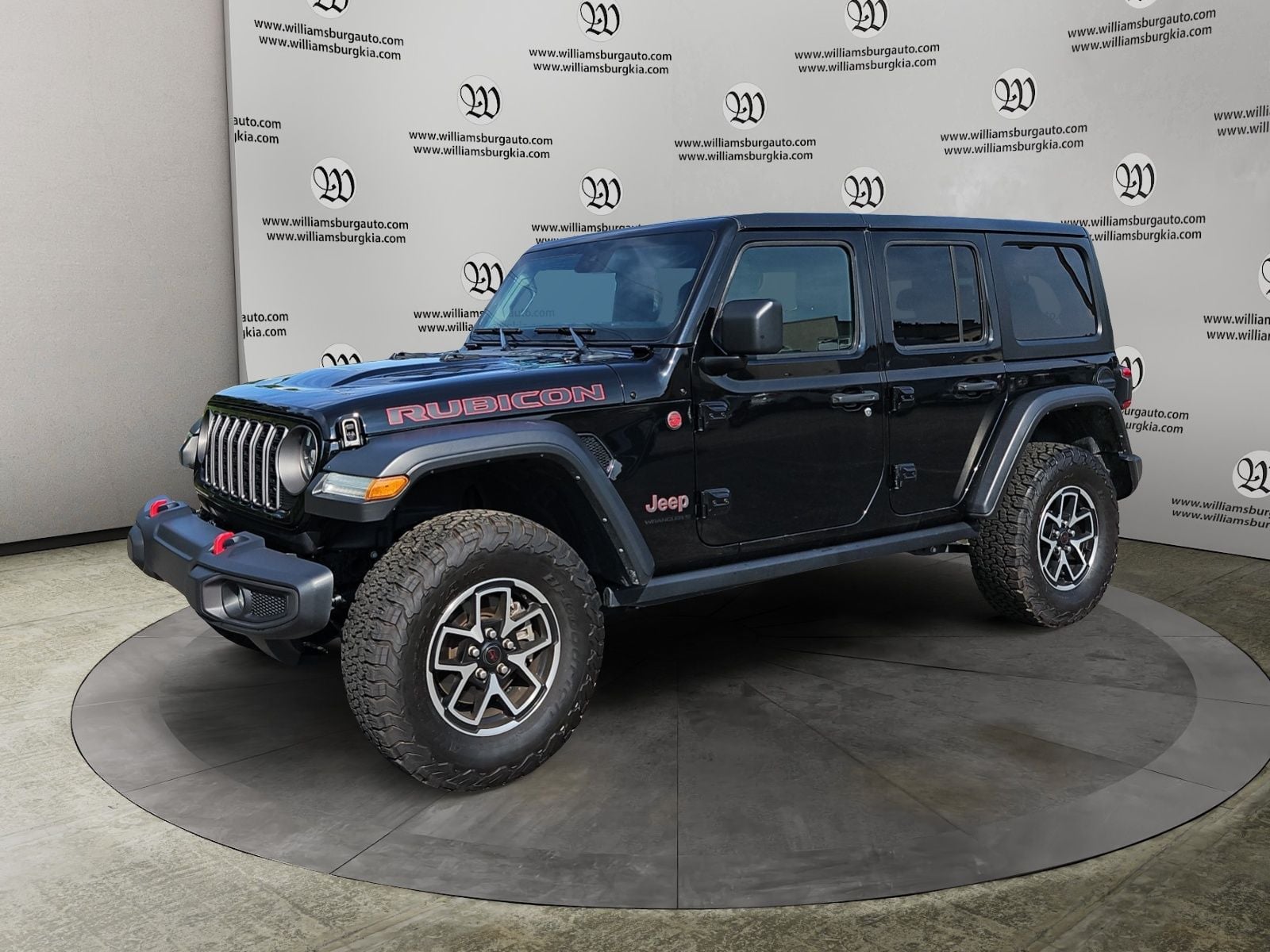 Pre-Owned 2024 Jeep Wrangler Rubicon - photo - 0
