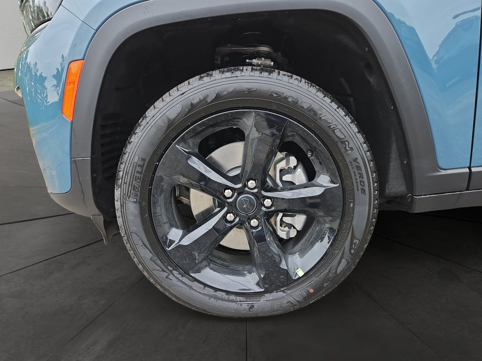 New 2027 Jeep Grand Cherokee L Limited - photo - 13
