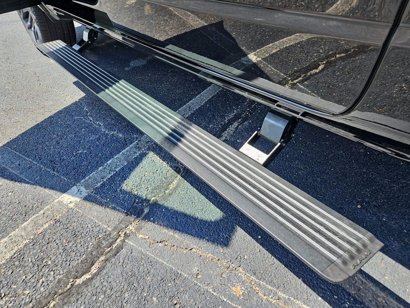 New 2027 Ram 1500 Limited - photo - 18