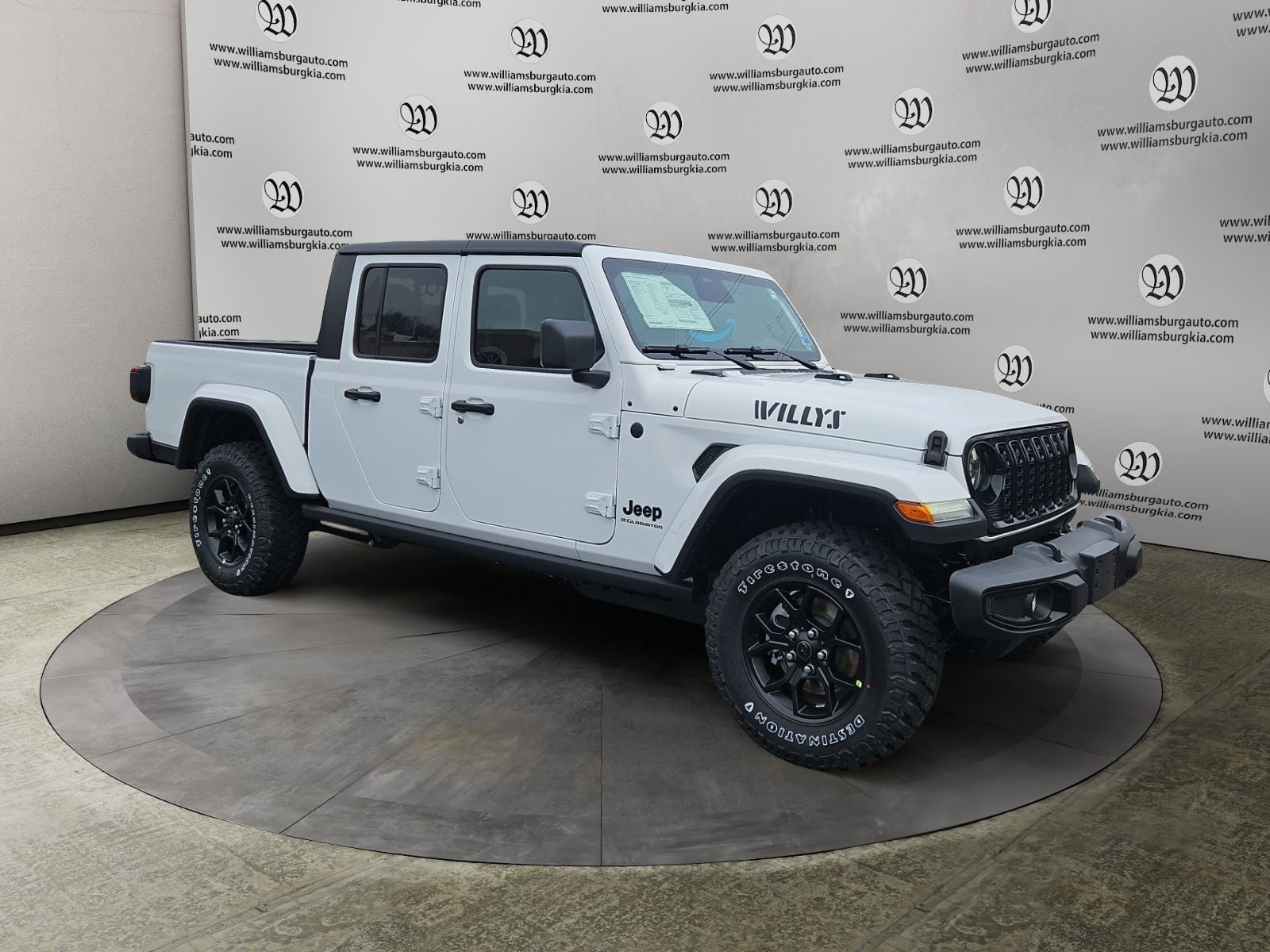 New 2026 Jeep Gladiator Willys - photo - 6