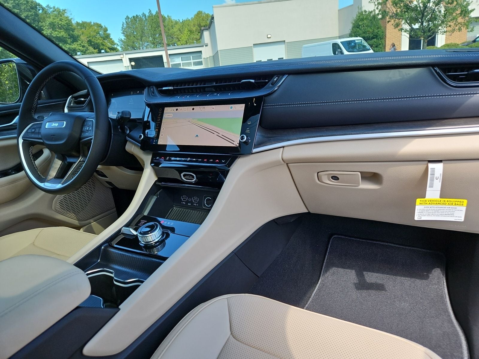 New 2027 Jeep Grand Cherokee Limited - photo - 15