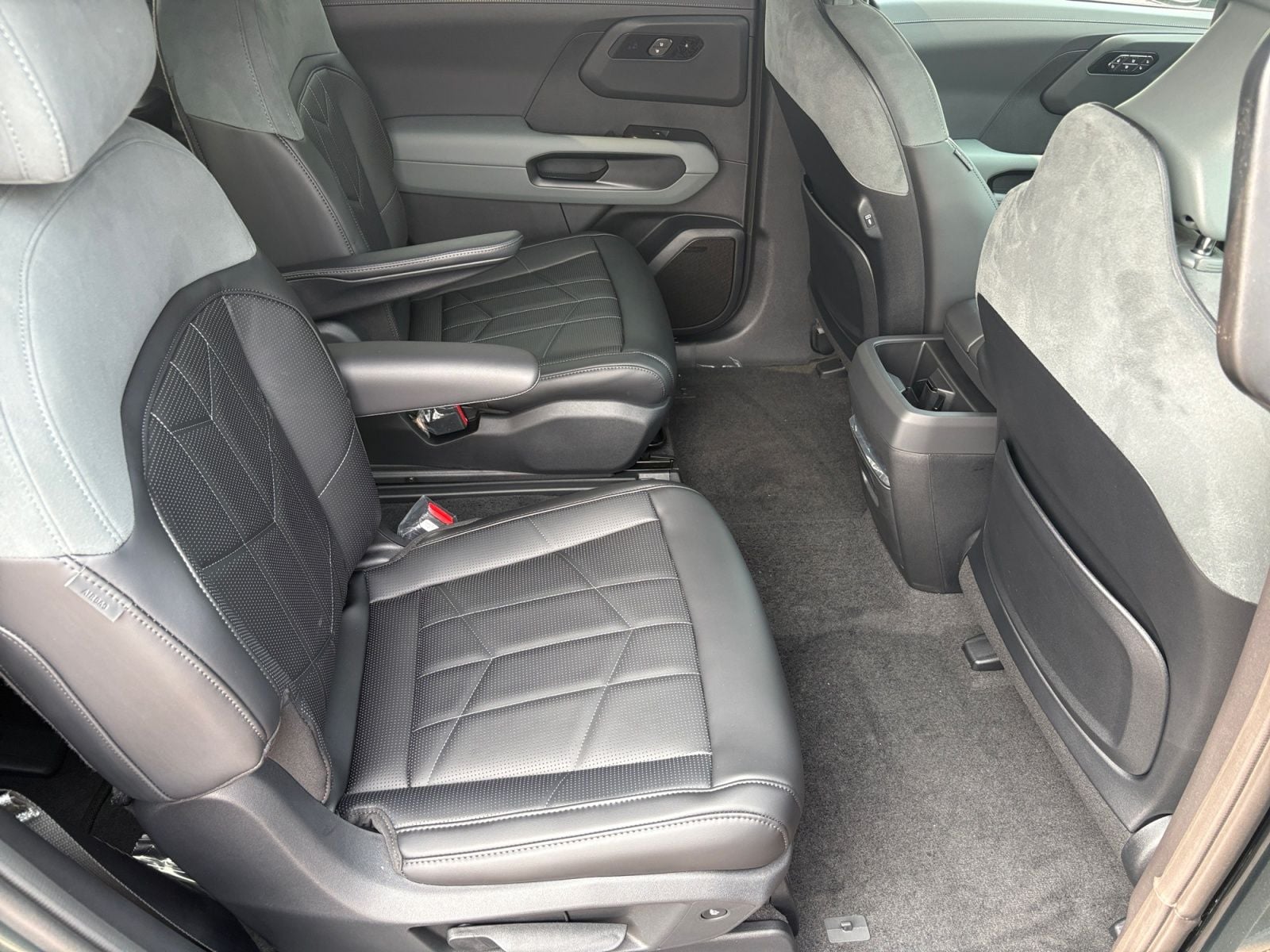 New 2027 Kia Telluride Hybrid X-Line SX Prestige - photo - 15