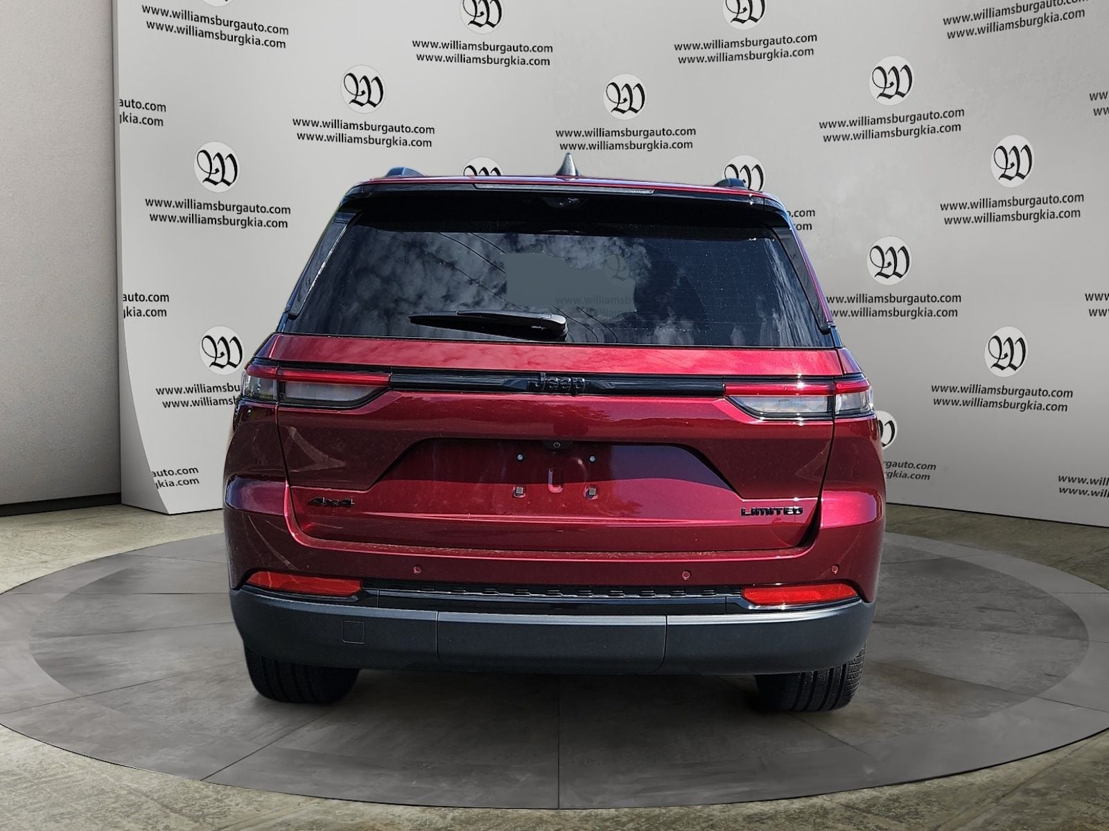 Pre-Owned 2025 Jeep Grand Cherokee Limited - photo - 3