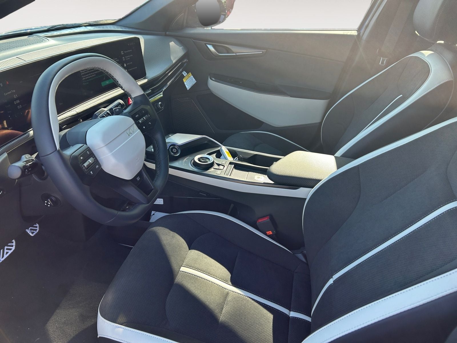 New 2026 Kia EV6 GT-Line - photo - 8
