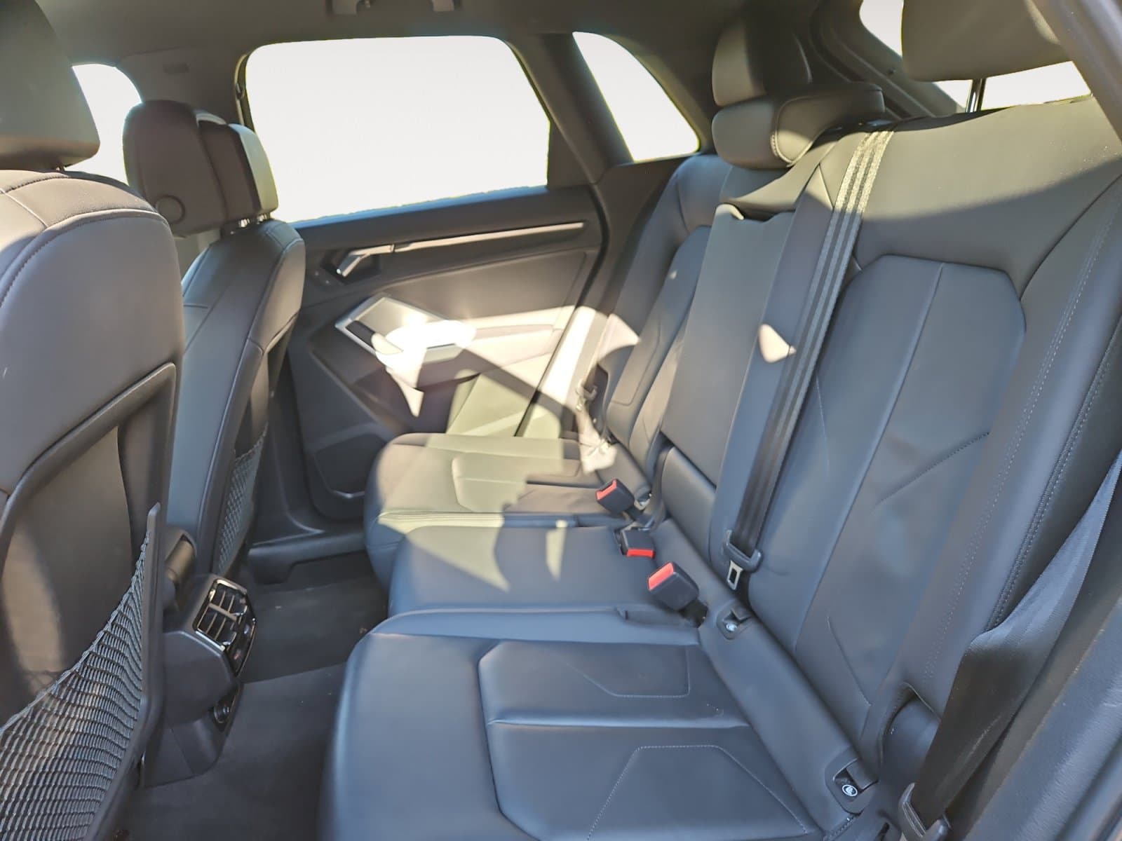 Pre-Owned 2025 Audi Q3 Premium - photo - 12