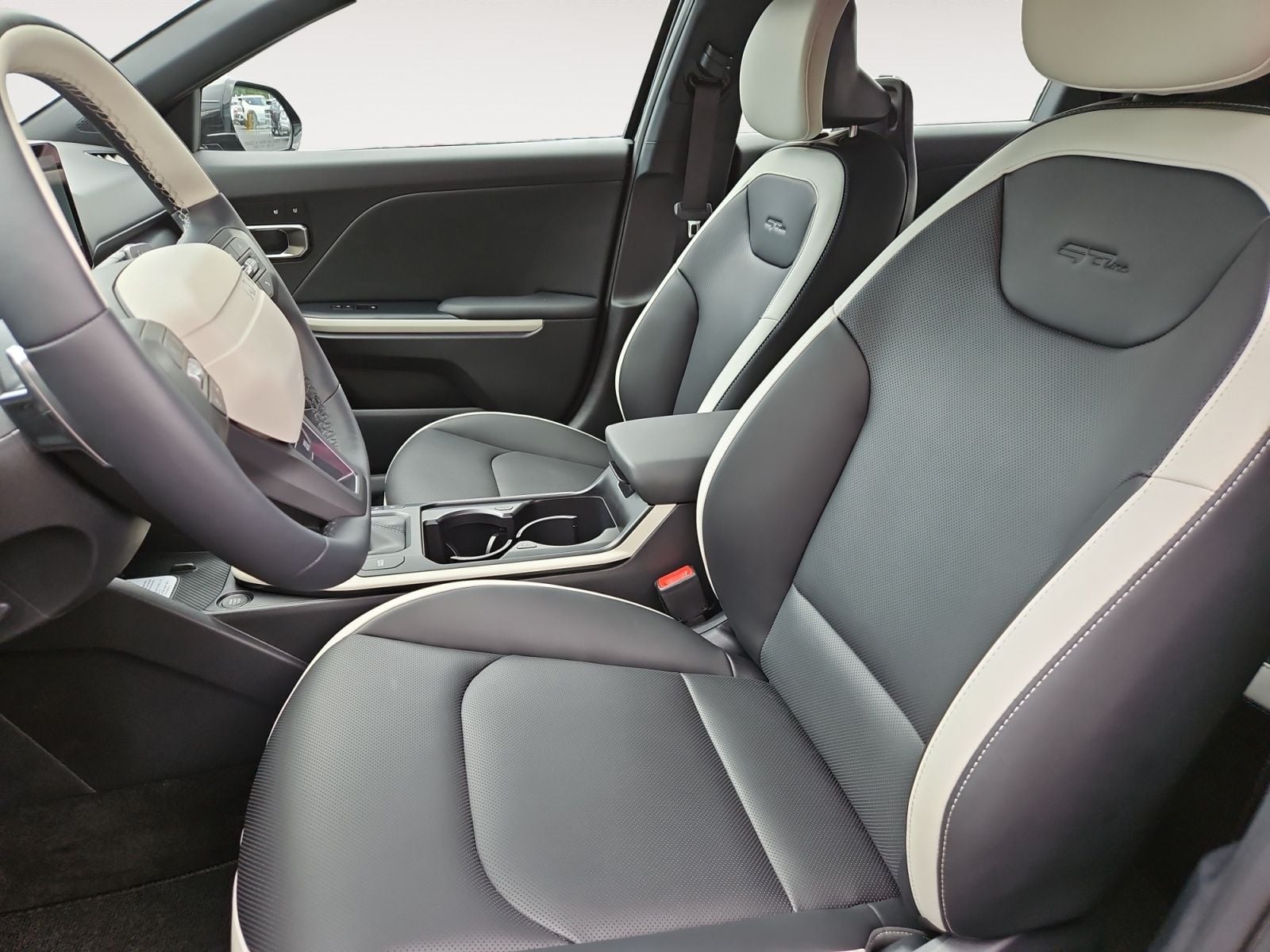 New 2026 Kia K4 GT-Line Turbo - photo - 8
