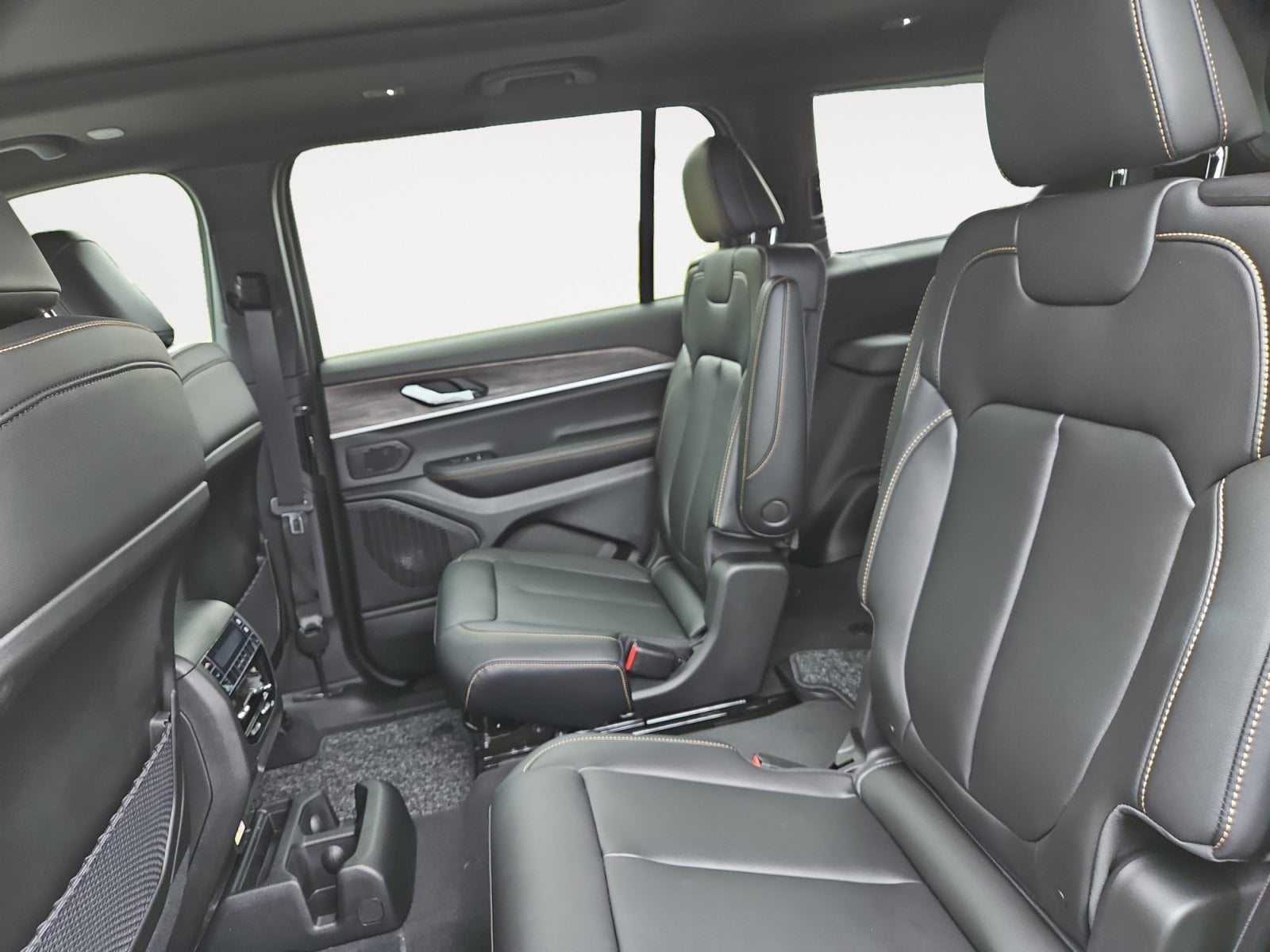 New 2026 Jeep Grand Cherokee L - photo - 12