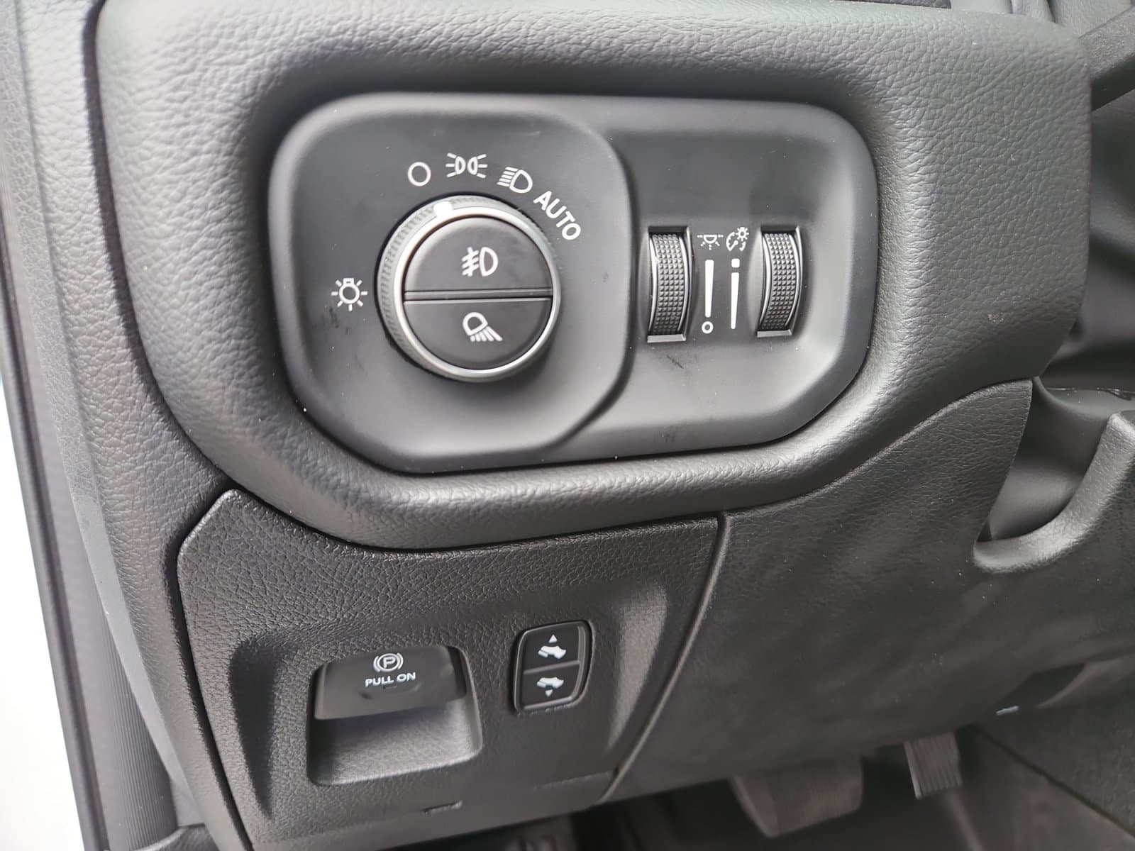 New 2026 Ram 1500 Big Horn/Lone Star - photo - 22