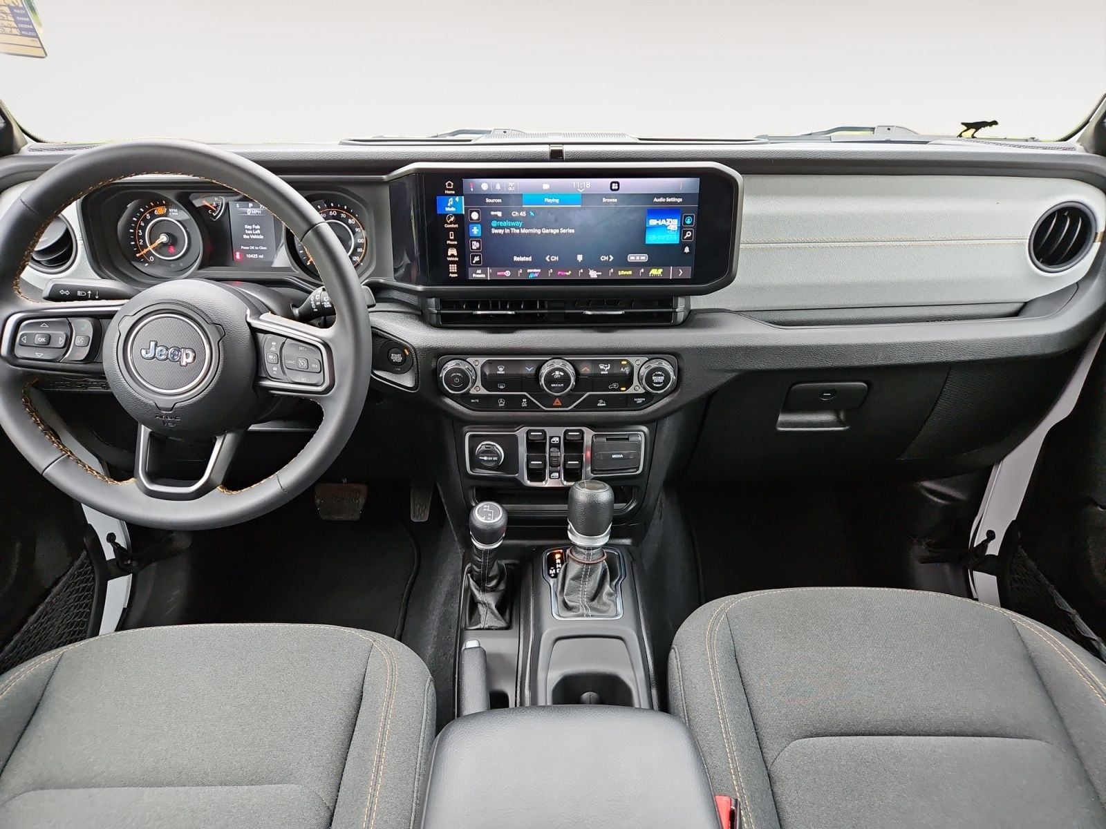 Pre-Owned 2024 Jeep Wrangler Sport S - photo - 9
