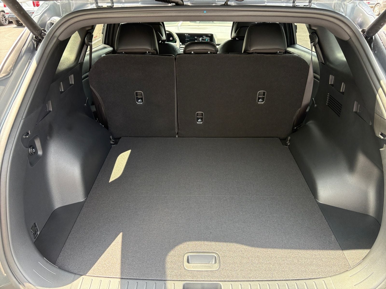 New 2027 Kia Sportage Hybrid EX - photo - 18