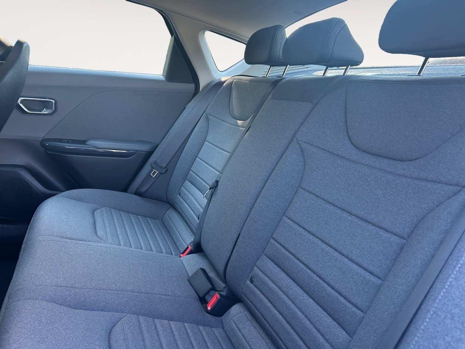 Pre-Owned 2025 Kia K4 EX - photo - 12