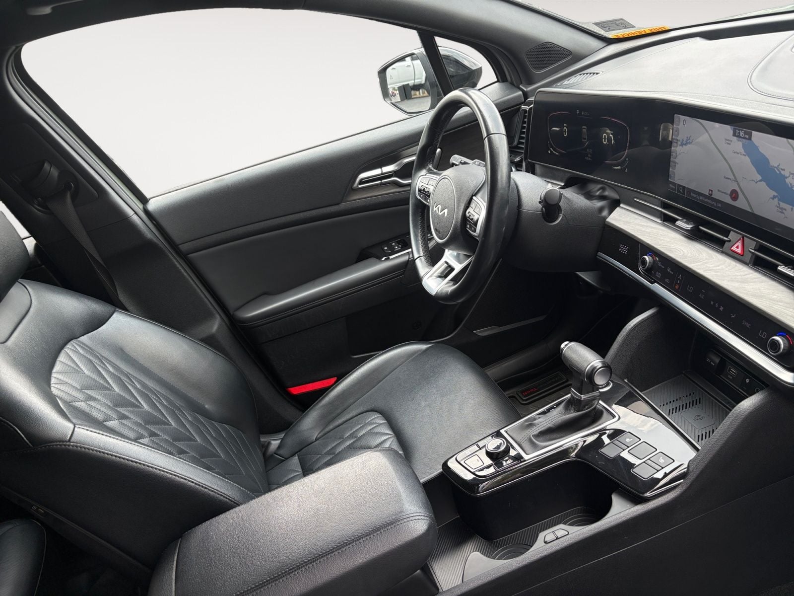 Pre-Owned 2023 Kia Sportage X-Line - photo - 14