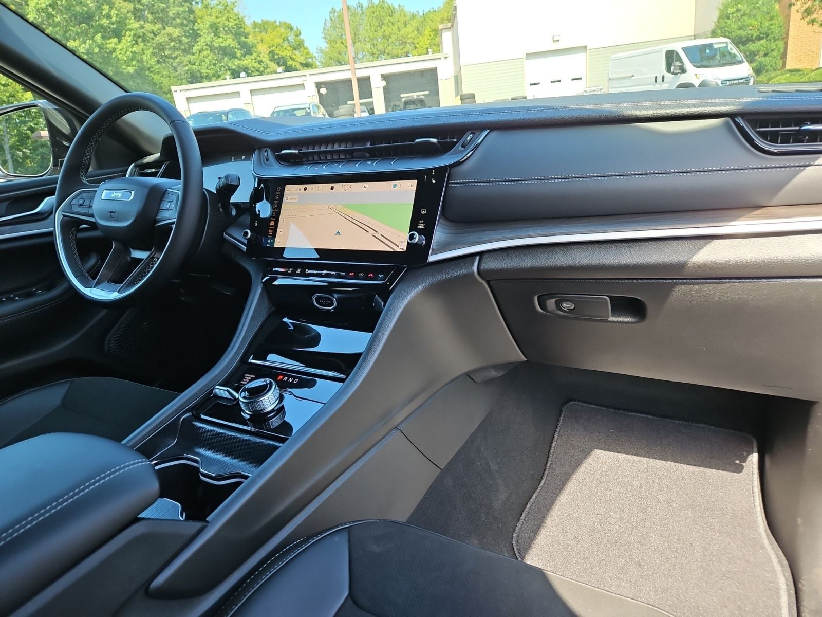 New 2027 Jeep Grand Cherokee Laredo Altitude - photo - 15
