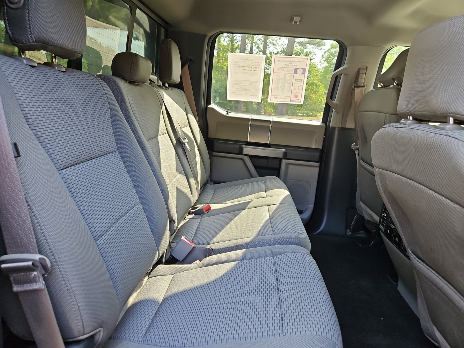 Pre-Owned 2019 Ford F-150 XLT - photo - 16