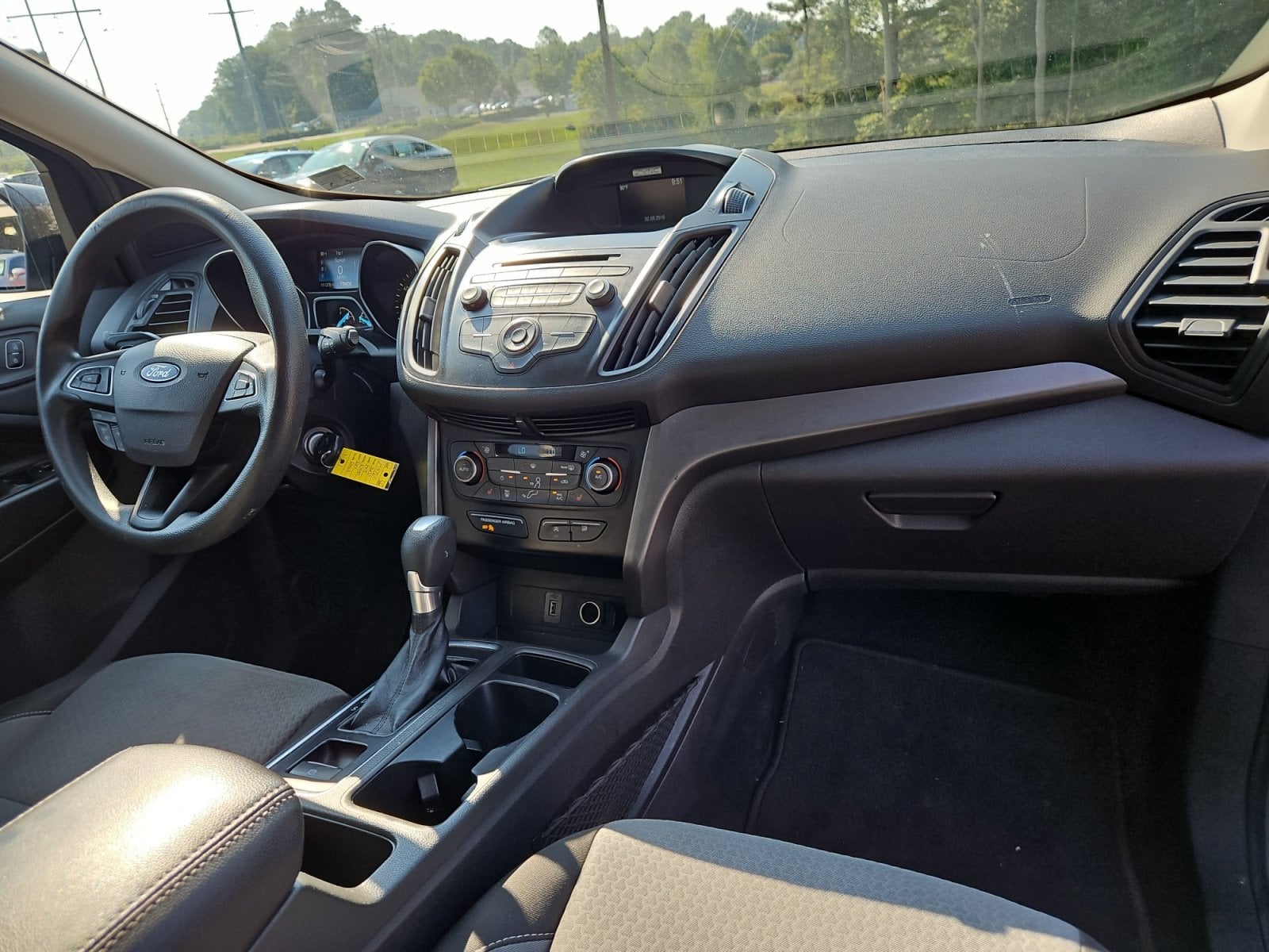 Pre-Owned 2017 Ford Escape SE - photo - 15