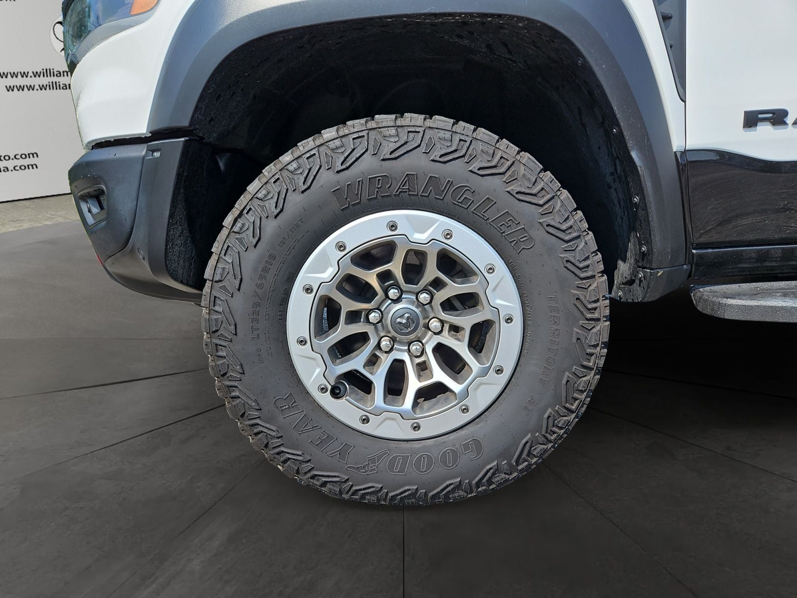 Pre-Owned 2025 Ram 1500 RHO - photo - 13