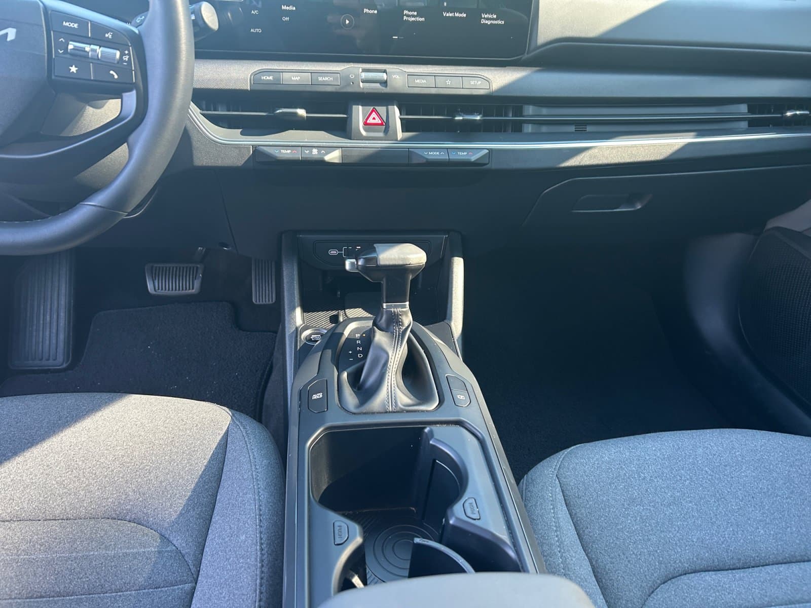 Pre-Owned 2025 Kia K4 EX - photo - 10