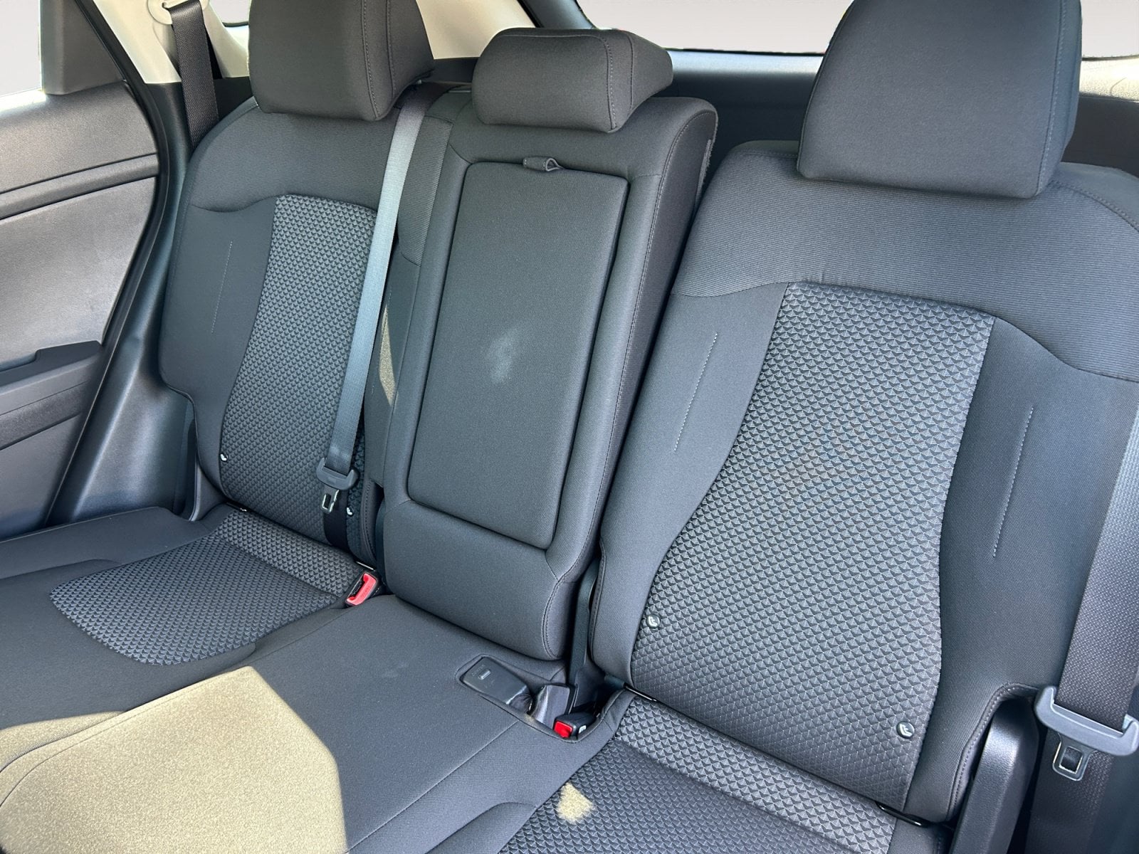 New 2027 Kia Sportage Hybrid S - photo - 12