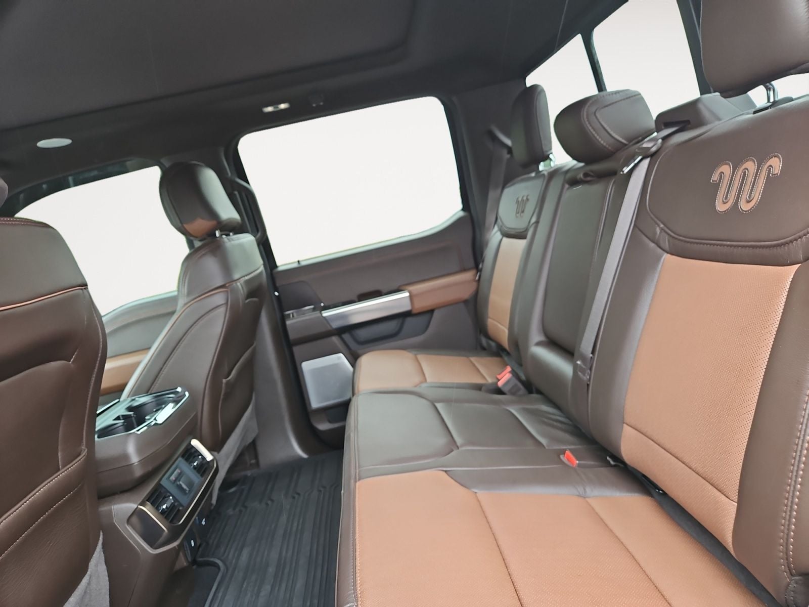 Pre-Owned 2024 Ford F-150 King Ranch - photo - 12