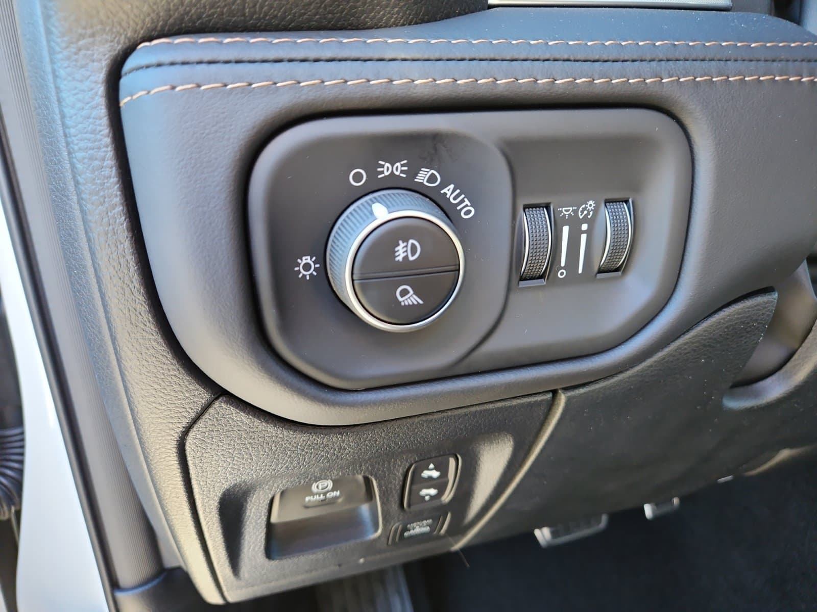 New 2027 Ram 1500 Tungsten - photo - 21