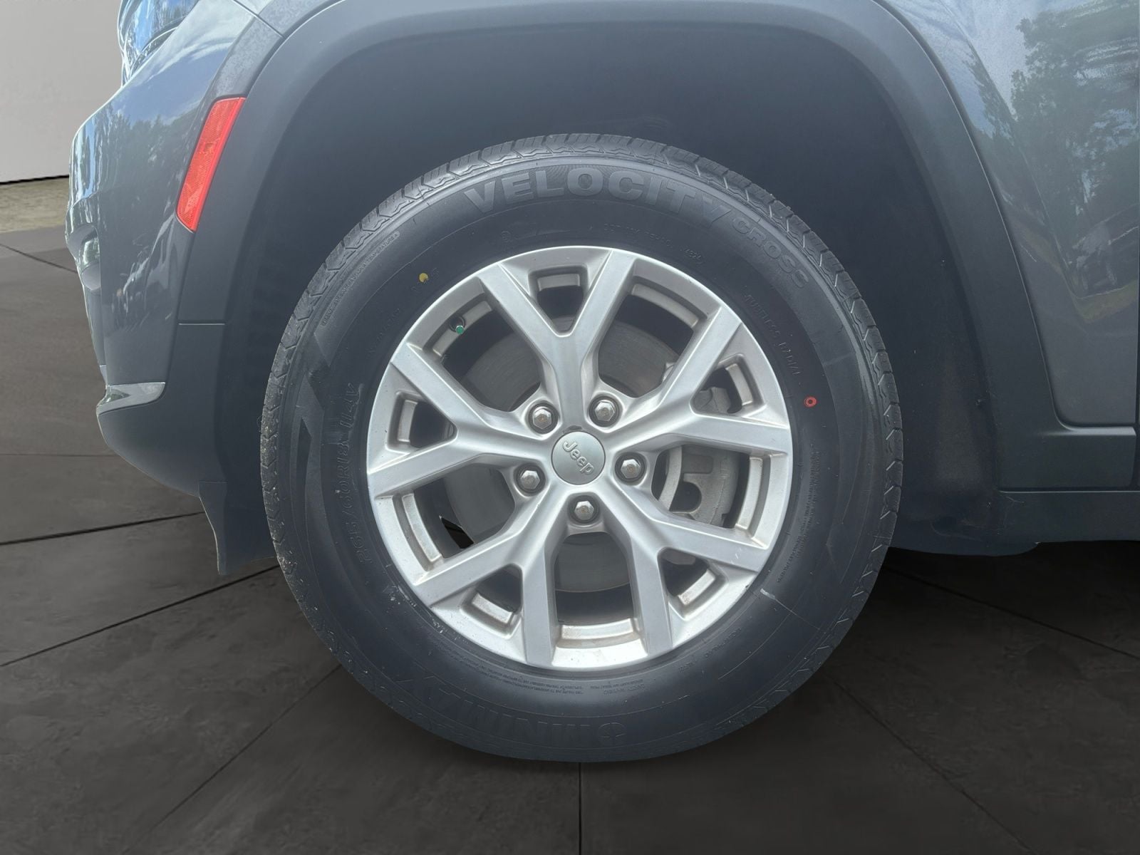 Pre-Owned 2022 Jeep Grand Cherokee L Limited - photo - 13