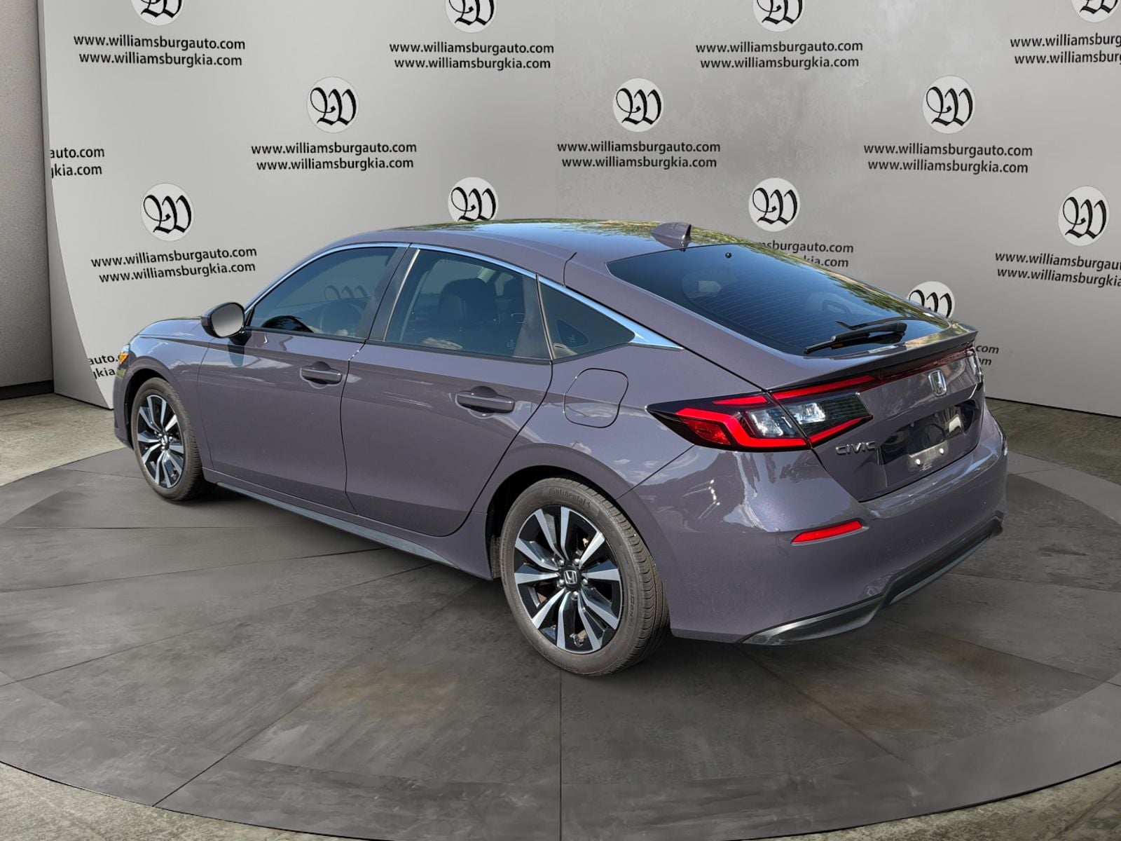 Pre-Owned 2023 Honda Civic EX-L - photo - 2