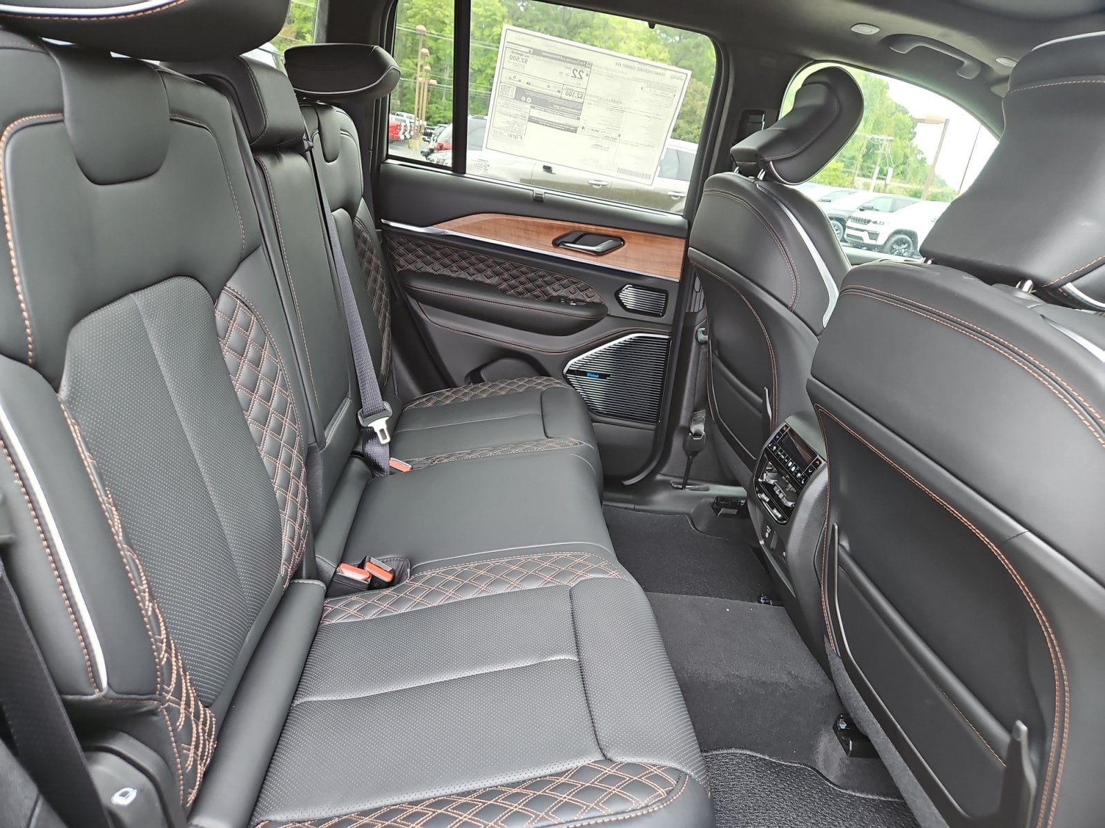 New 2027 Jeep Grand Cherokee Summit - photo - 16