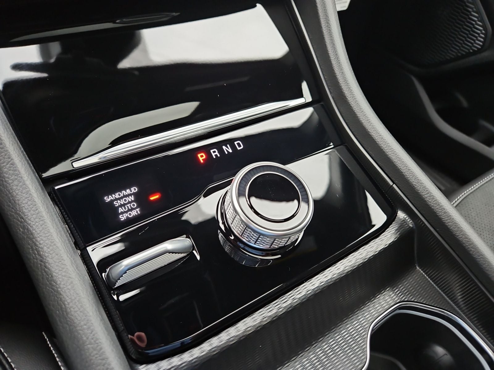 New 2026 Jeep Grand Cherokee Altitude - photo - 25