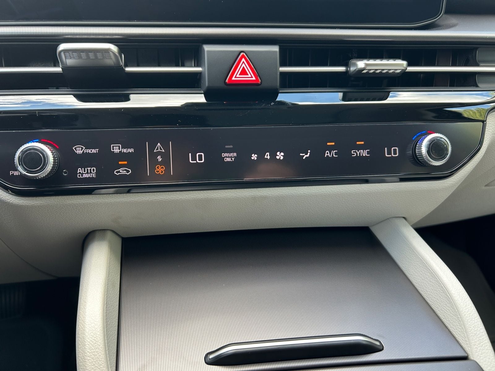 New 2027 Kia Sportage Hybrid SX-Prestige - photo - 20