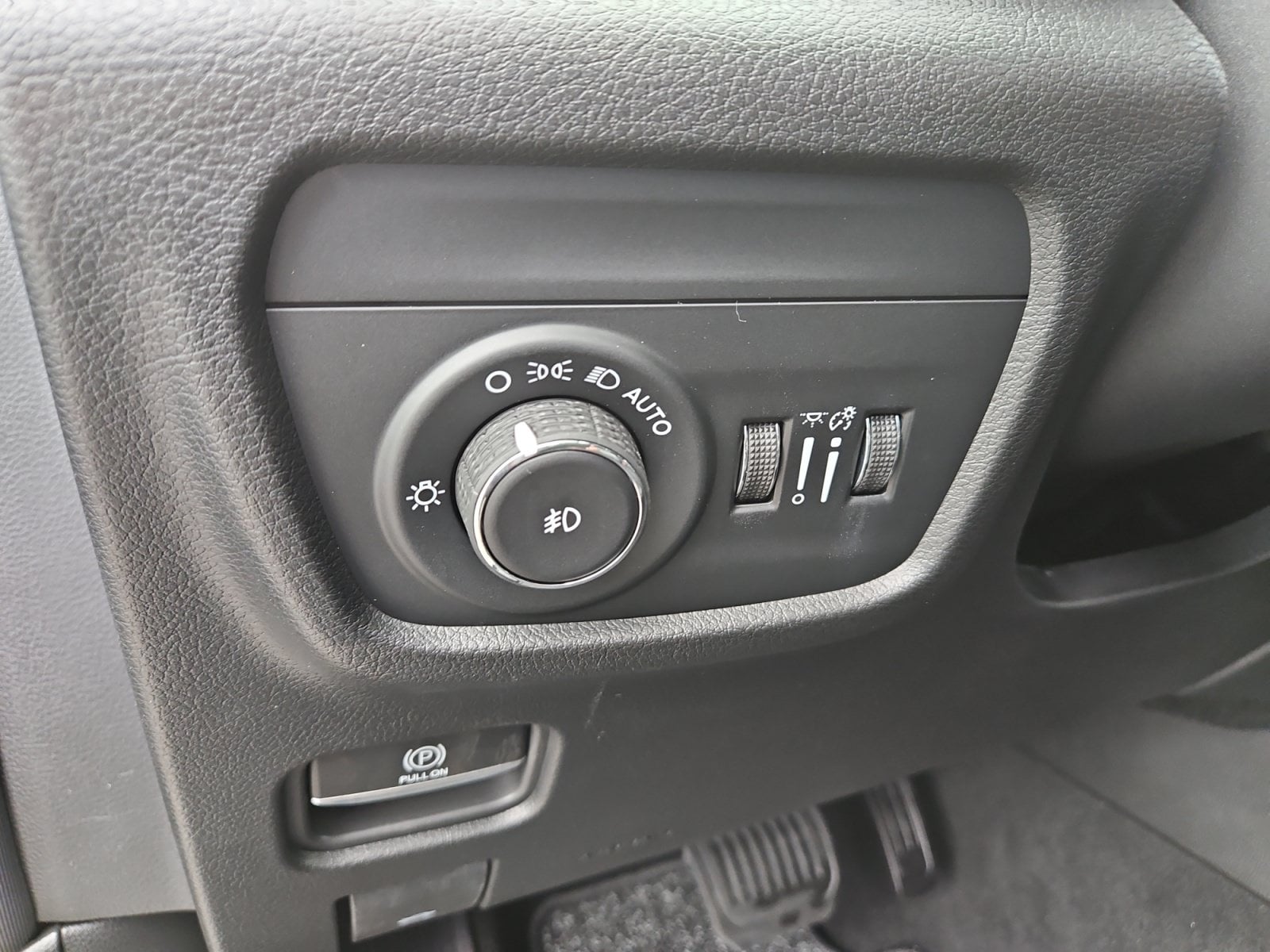New 2026 Jeep Grand Cherokee - photo - 22