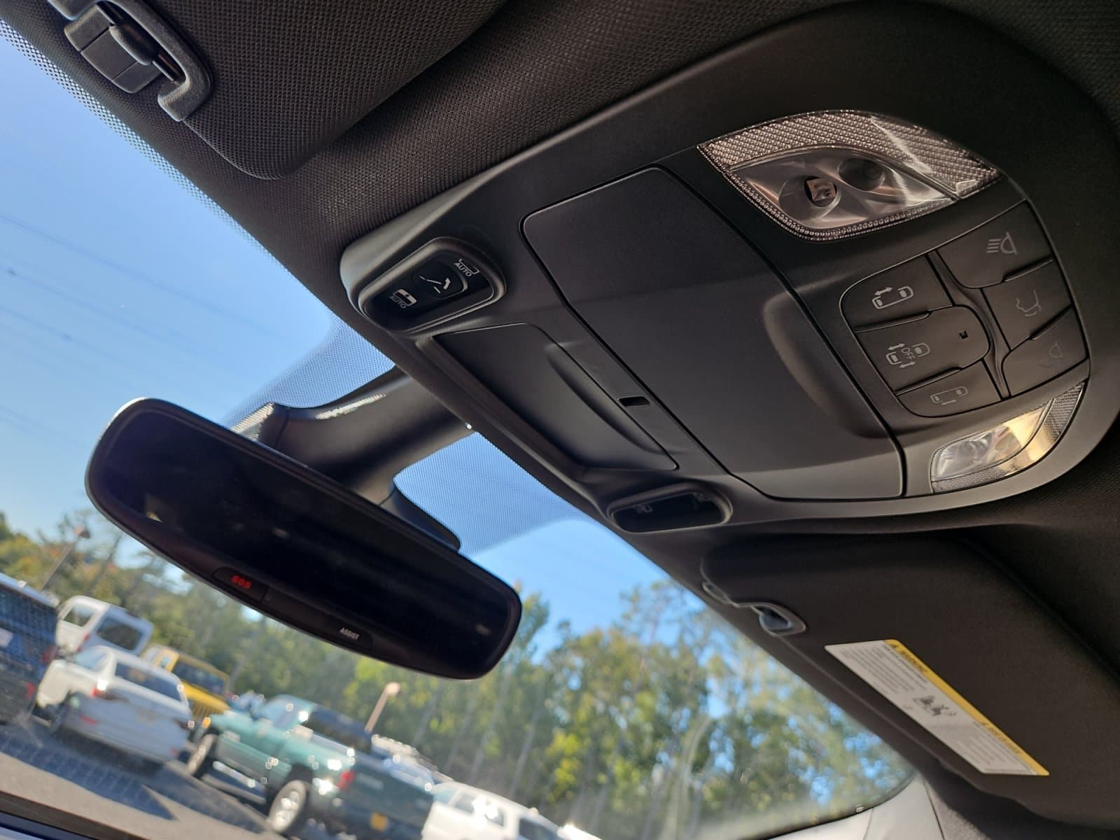 New 2027 Chrysler Pacifica Limited - photo - 29