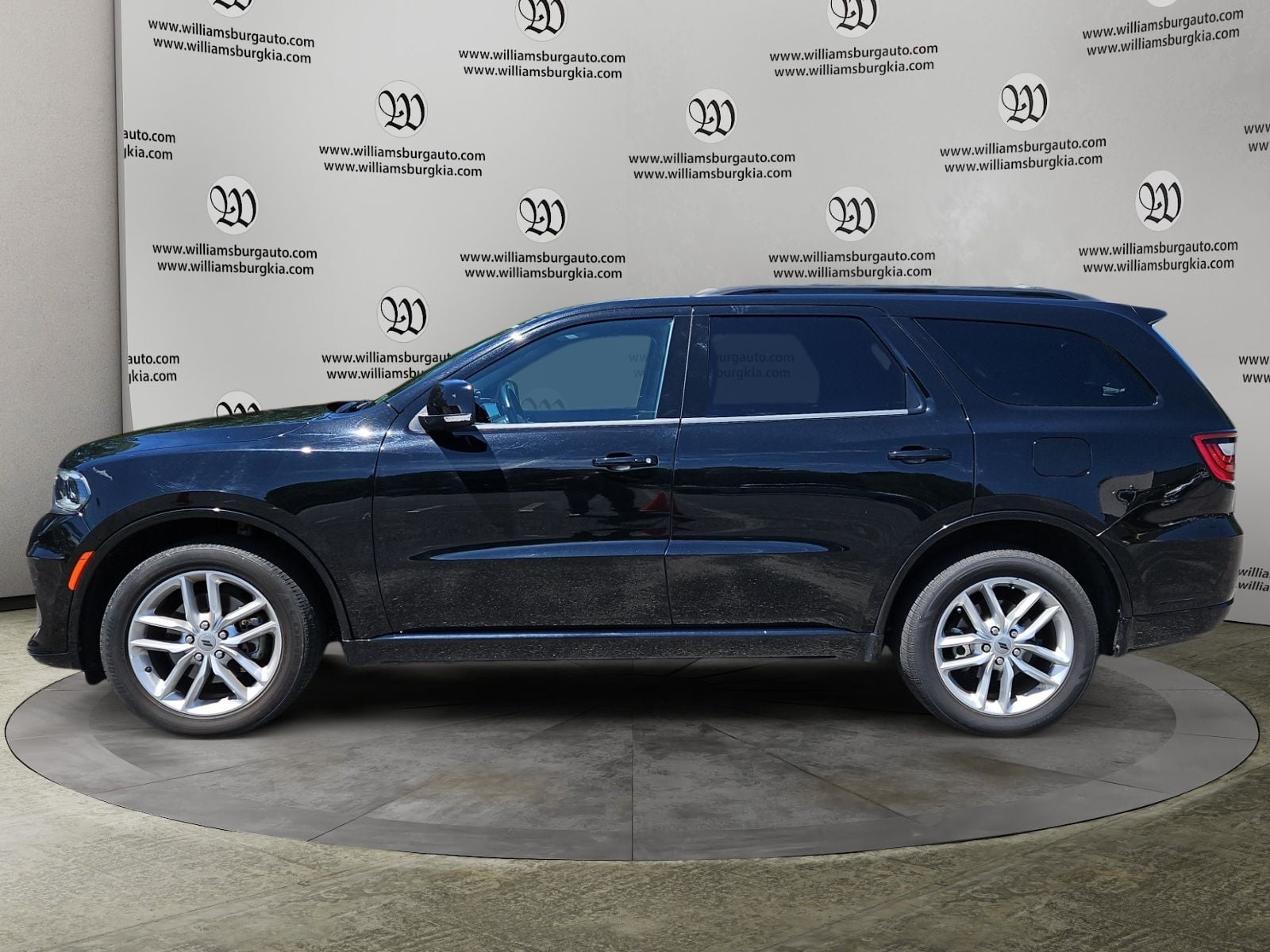 Pre-Owned 2024 Dodge Durango GT Plus - photo - 1