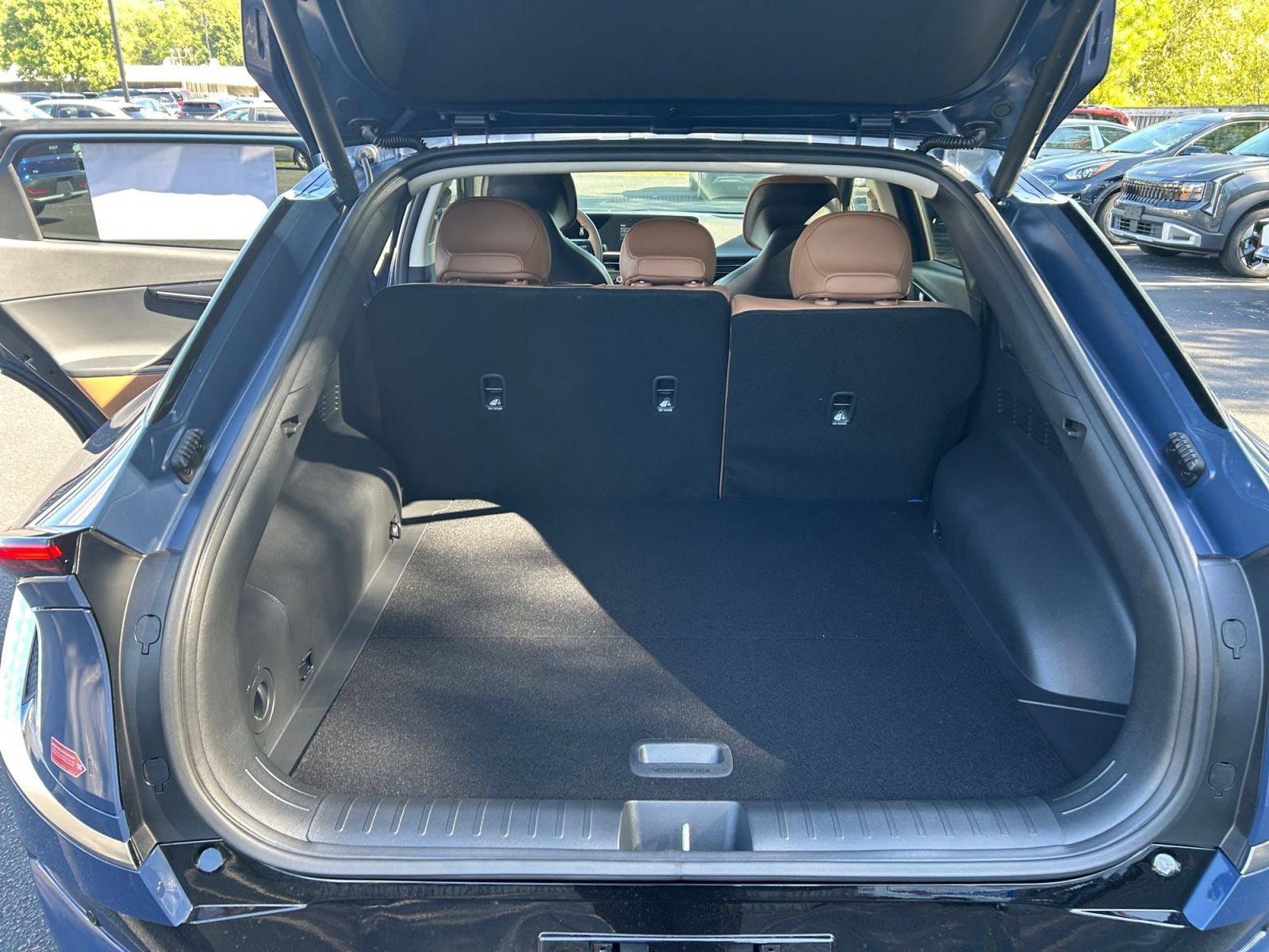 New 2026 Kia EV6 Wind - photo - 15