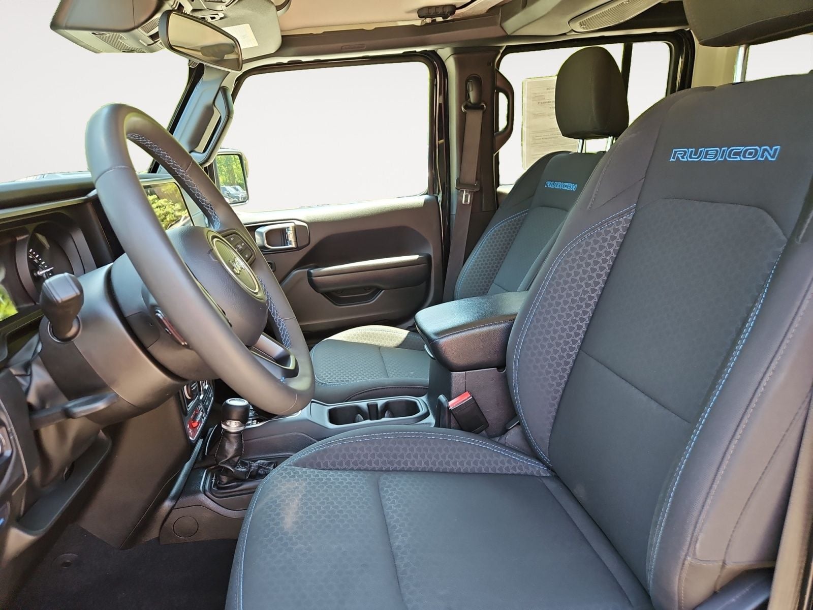 Pre-Owned 2024 Jeep Wrangler Rubicon 4xe - photo - 8