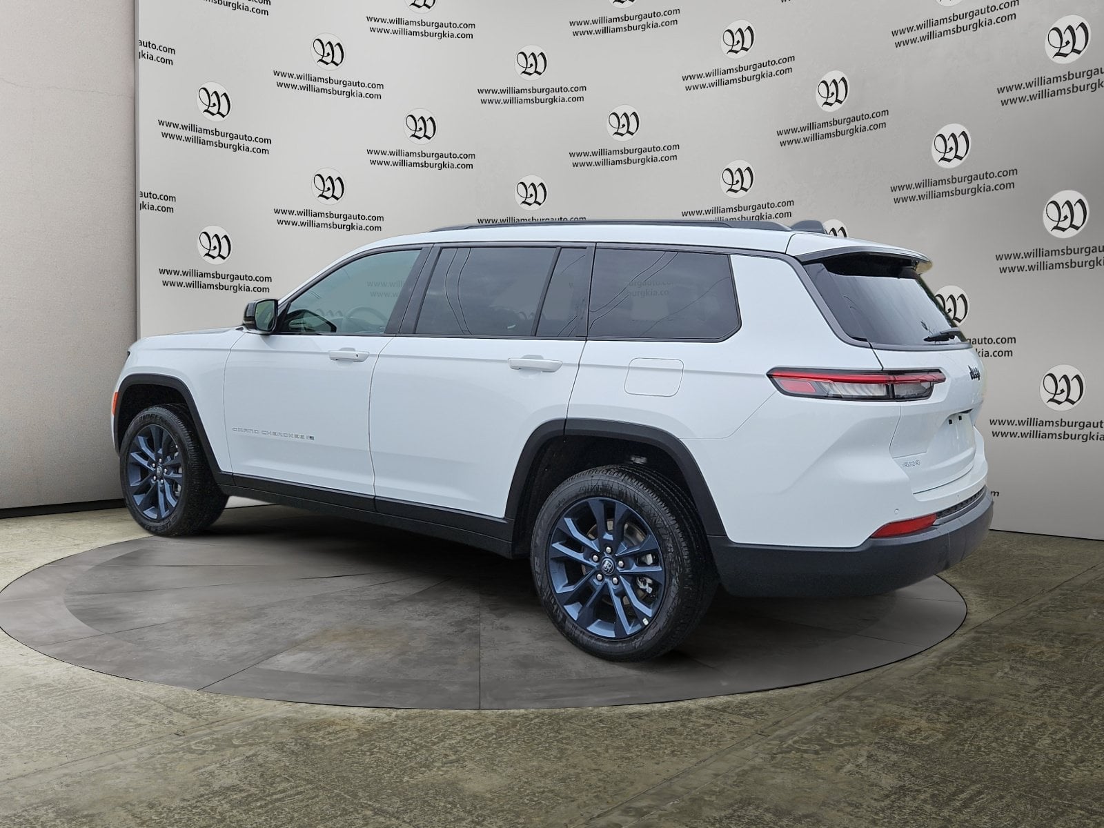 New 2026 Jeep Grand Cherokee L - photo - 2