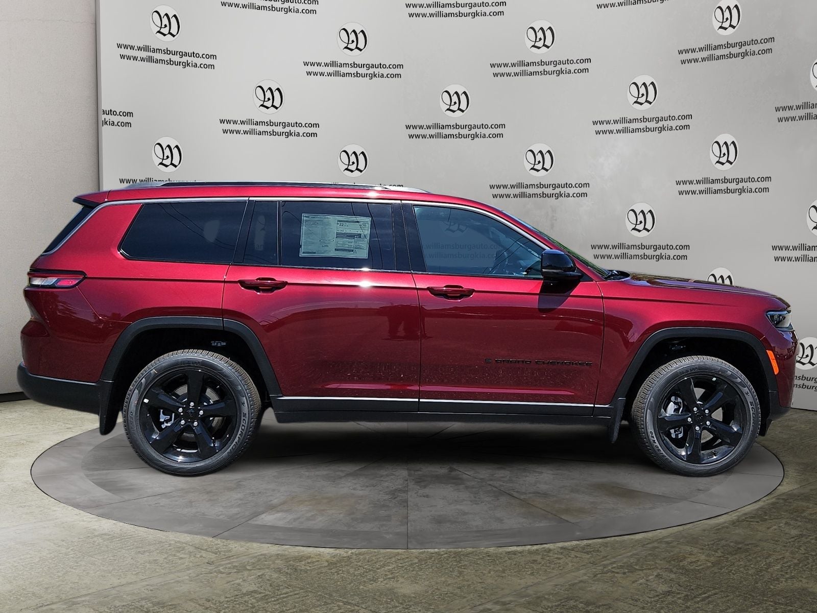 New 2026 Jeep Grand Cherokee L Limited - photo - 5