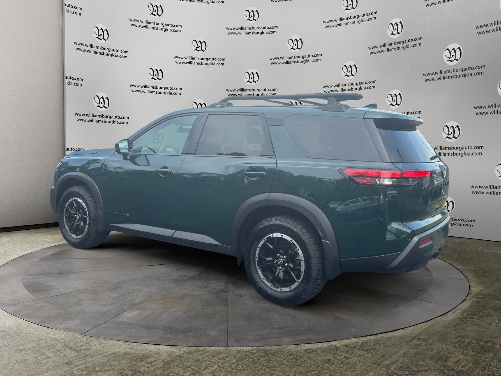 Pre-Owned 2025 Nissan Pathfinder Rock Creek - photo - 2