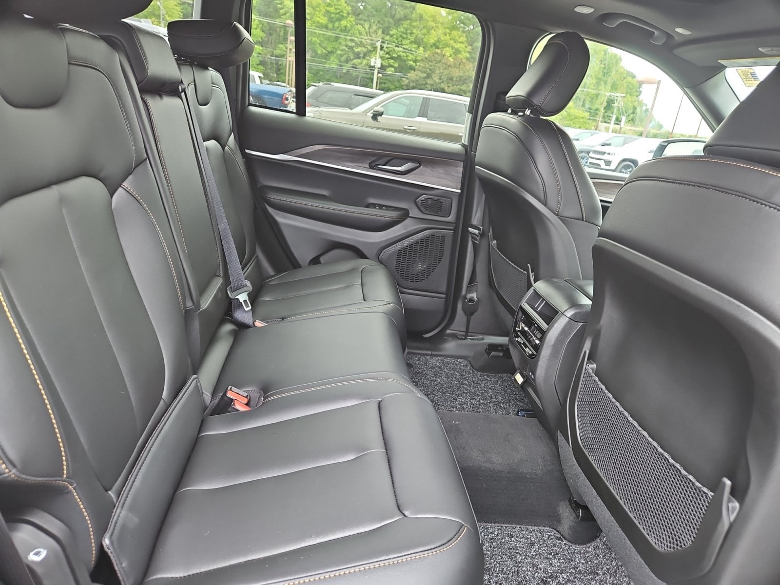 New 2026 Jeep Grand Cherokee - photo - 16