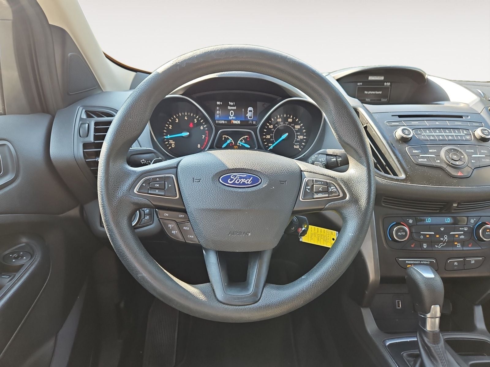 Pre-Owned 2017 Ford Escape SE - photo - 11