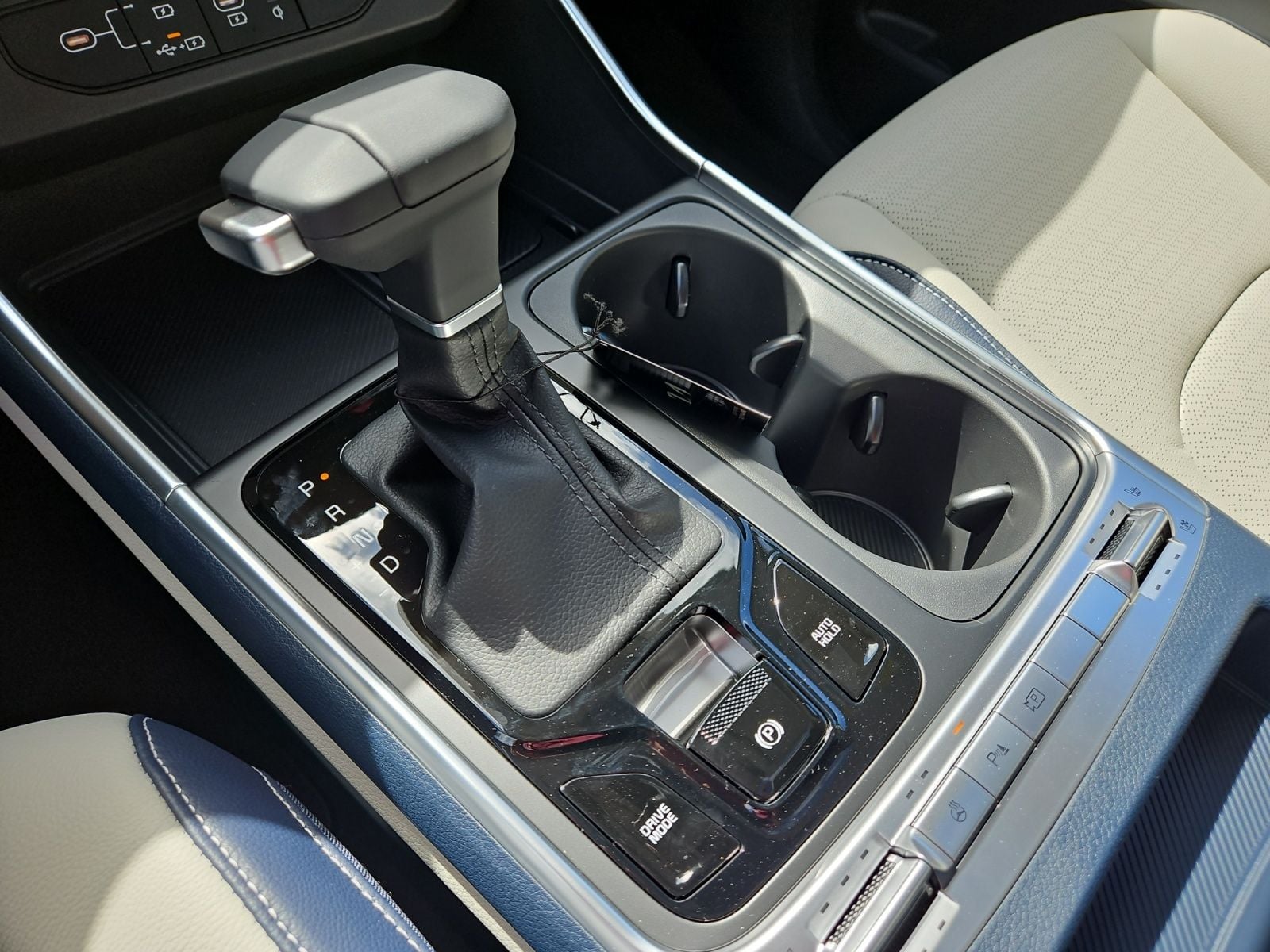 New 2026 Kia Carnival SX Prestige - photo - 26