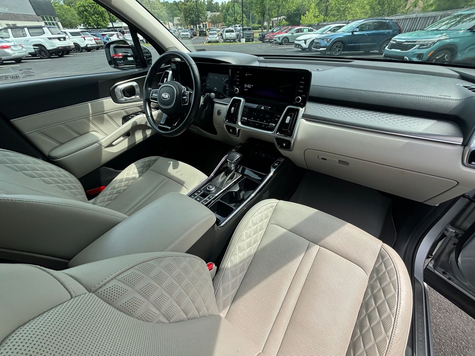 Pre-Owned 2021 Kia Sorento SX-Prestige - photo - 16