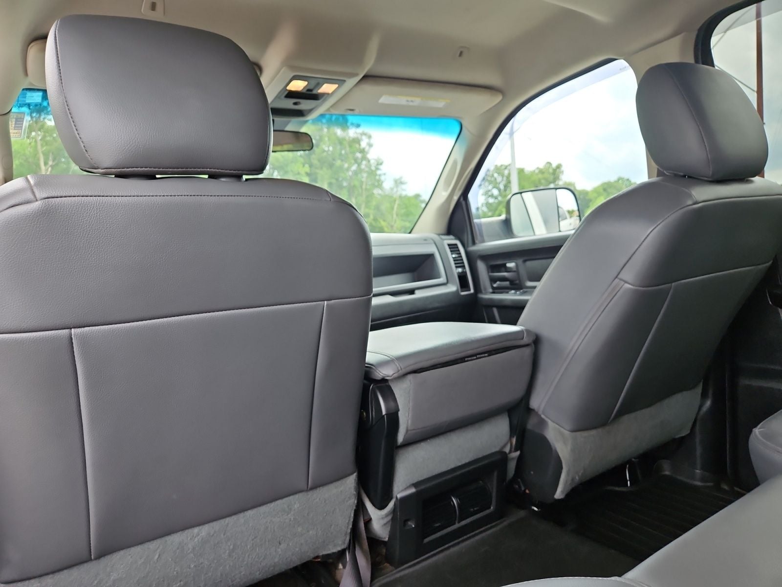 Pre-Owned 2017 Ram 2500 Tradesman - photo - 19