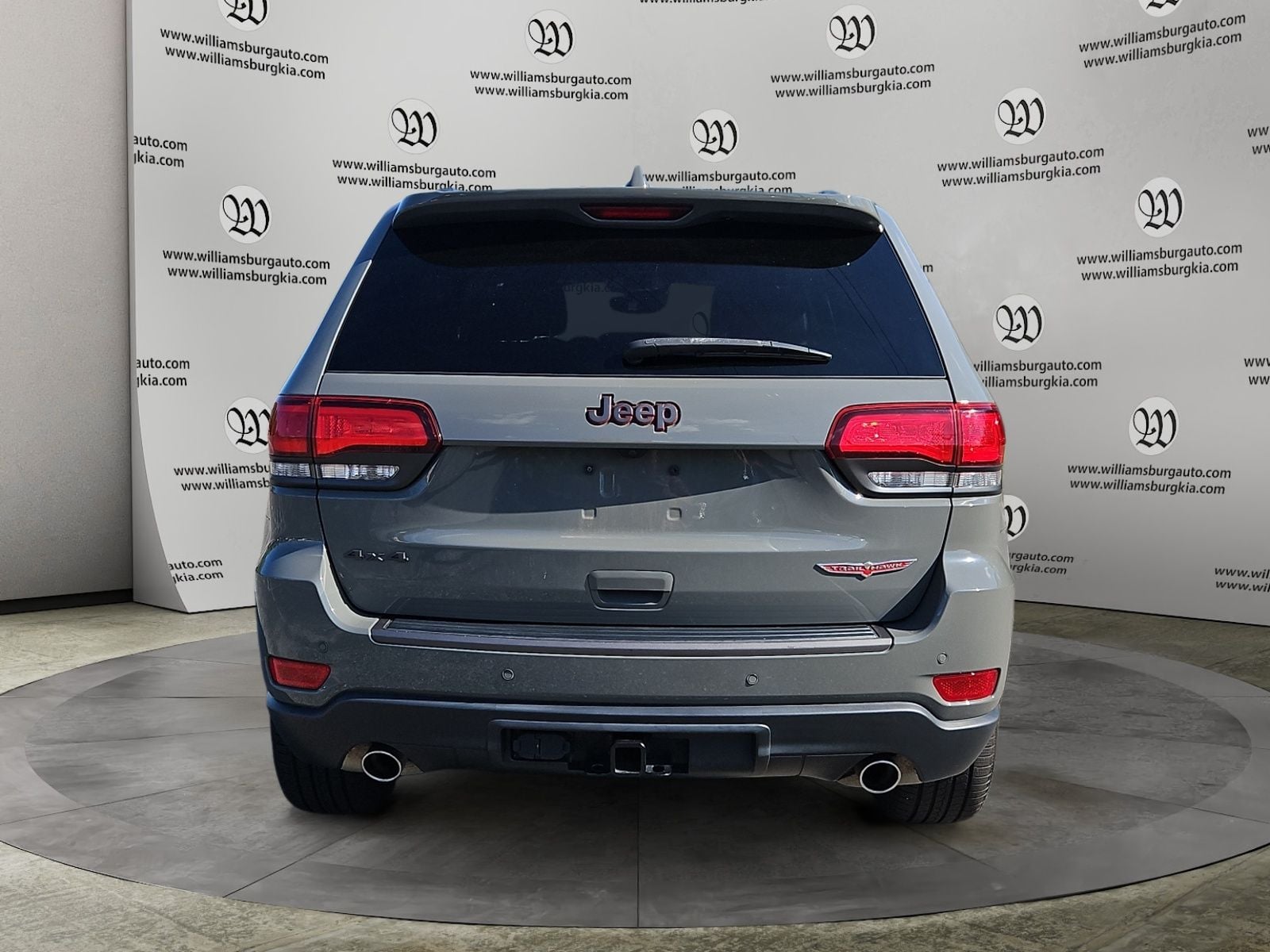Pre-Owned 2020 Jeep Grand Cherokee Trailhawk - photo - 3