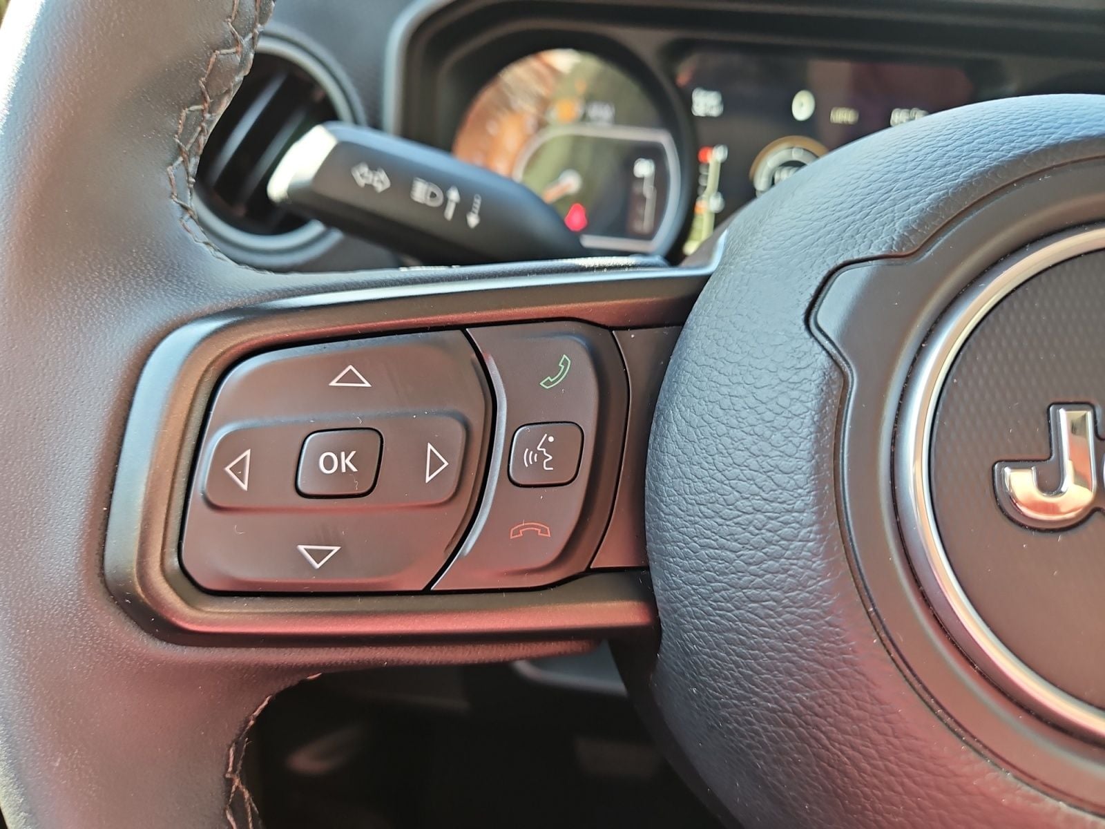 Pre-Owned 2026 Jeep Wrangler Rubicon - photo - 24