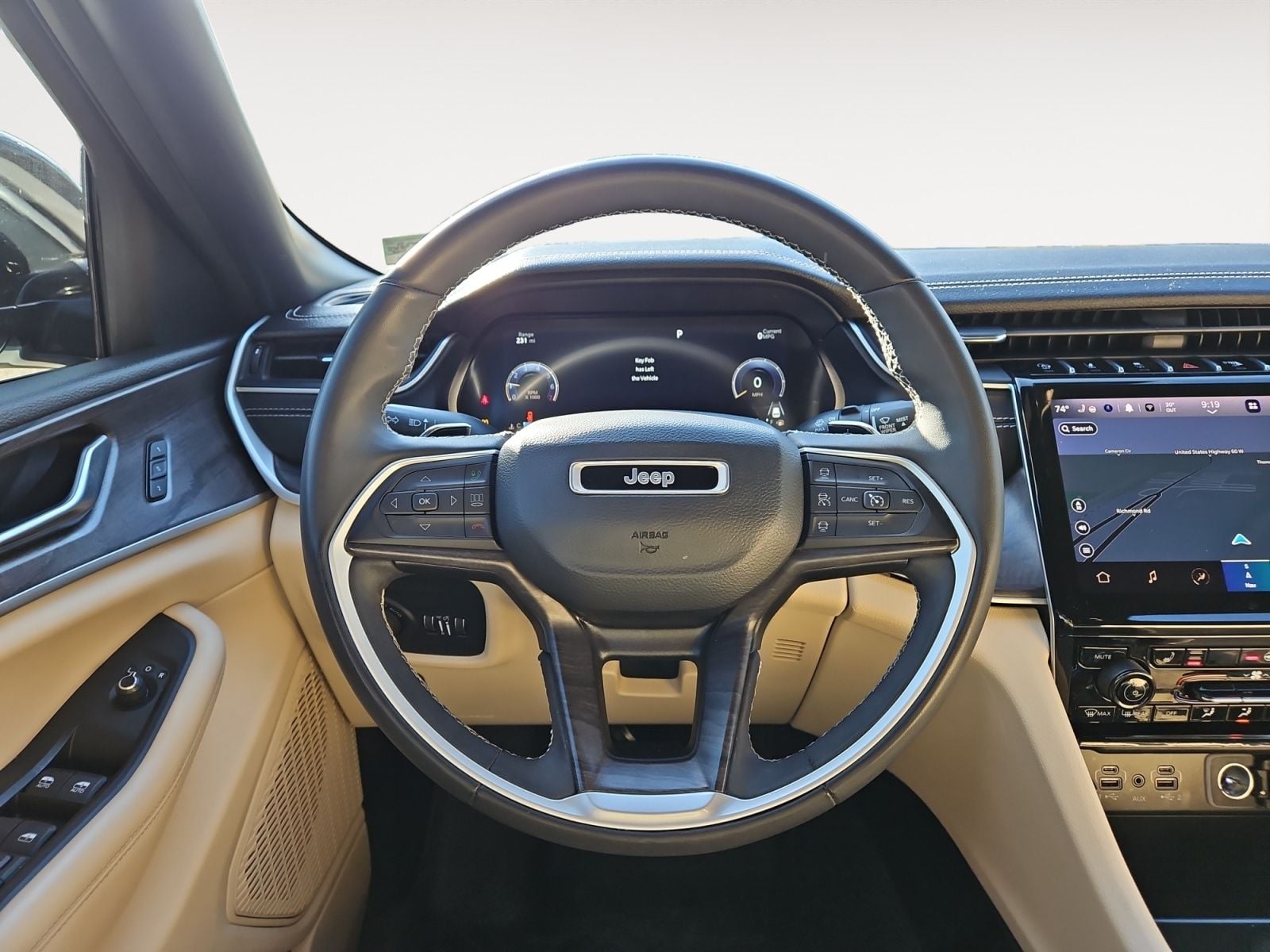 Pre-Owned 2023 Jeep Grand Cherokee Limited - photo - 11