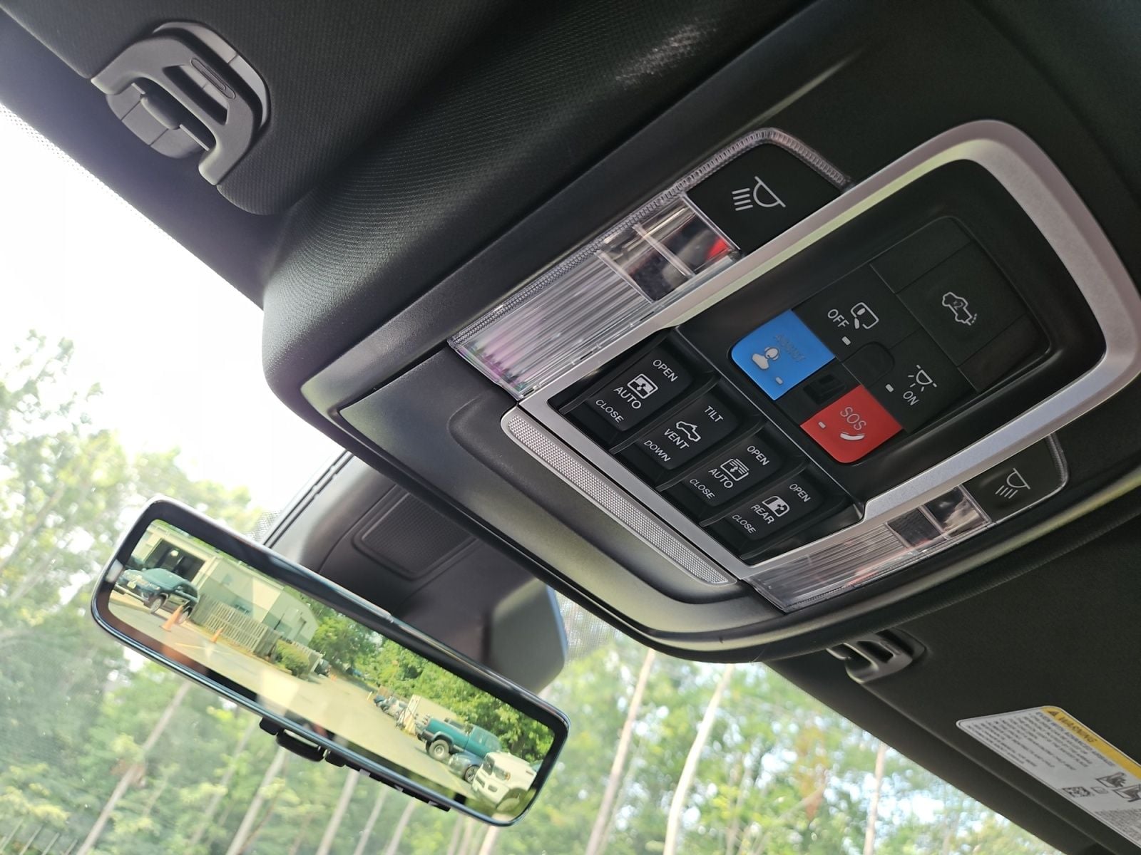 Pre-Owned 2025 Ram 1500 RHO - photo - 28