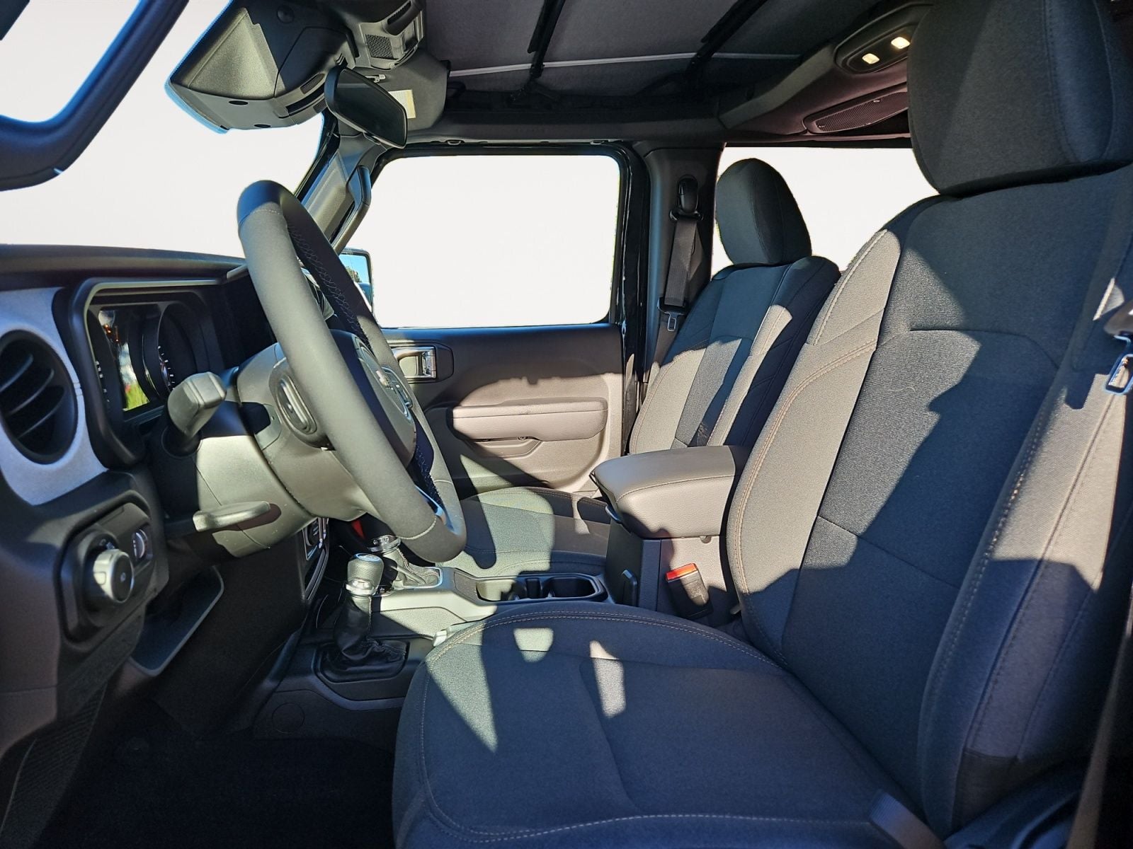 New 2026 Jeep Wrangler Sport S - photo - 8